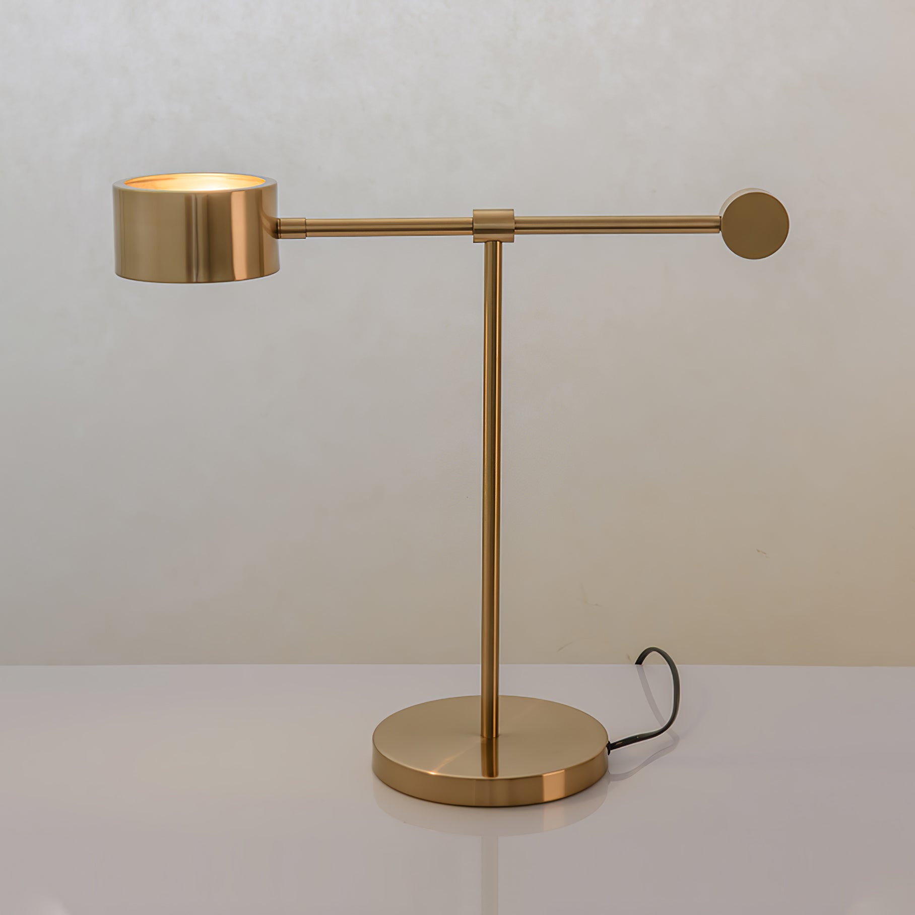 Lever Office Table Light - Blowlighting
