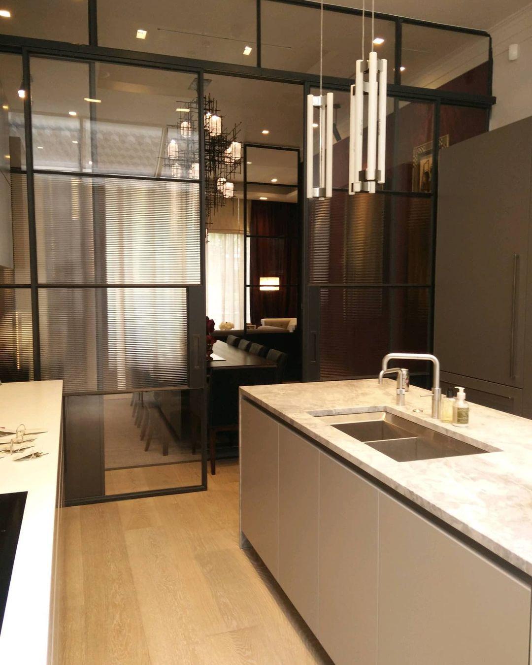 Lia Pendant Light - Blowlighting