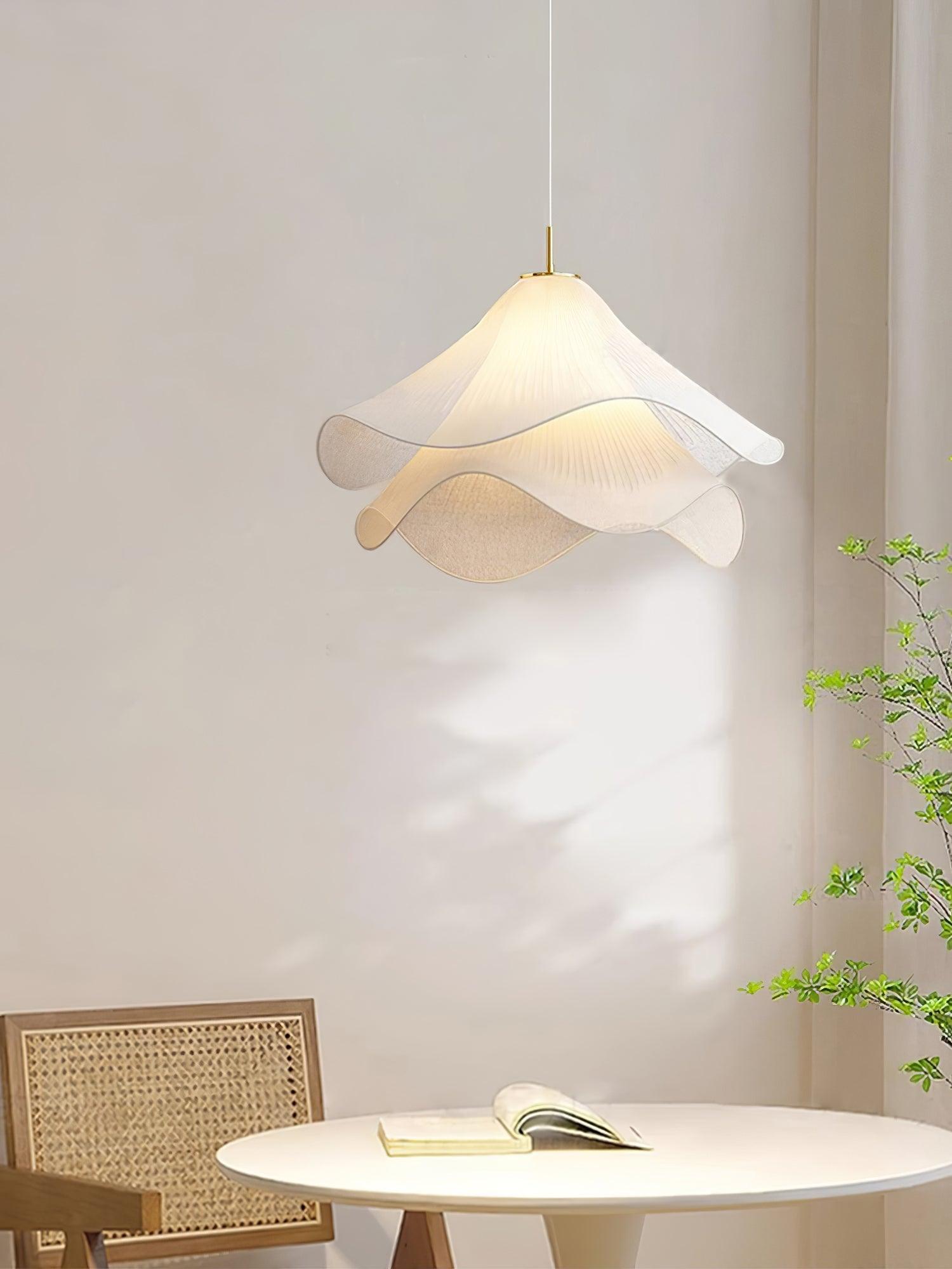 Ethereal Bloom Plug-in Pendant Light - Blowlighting