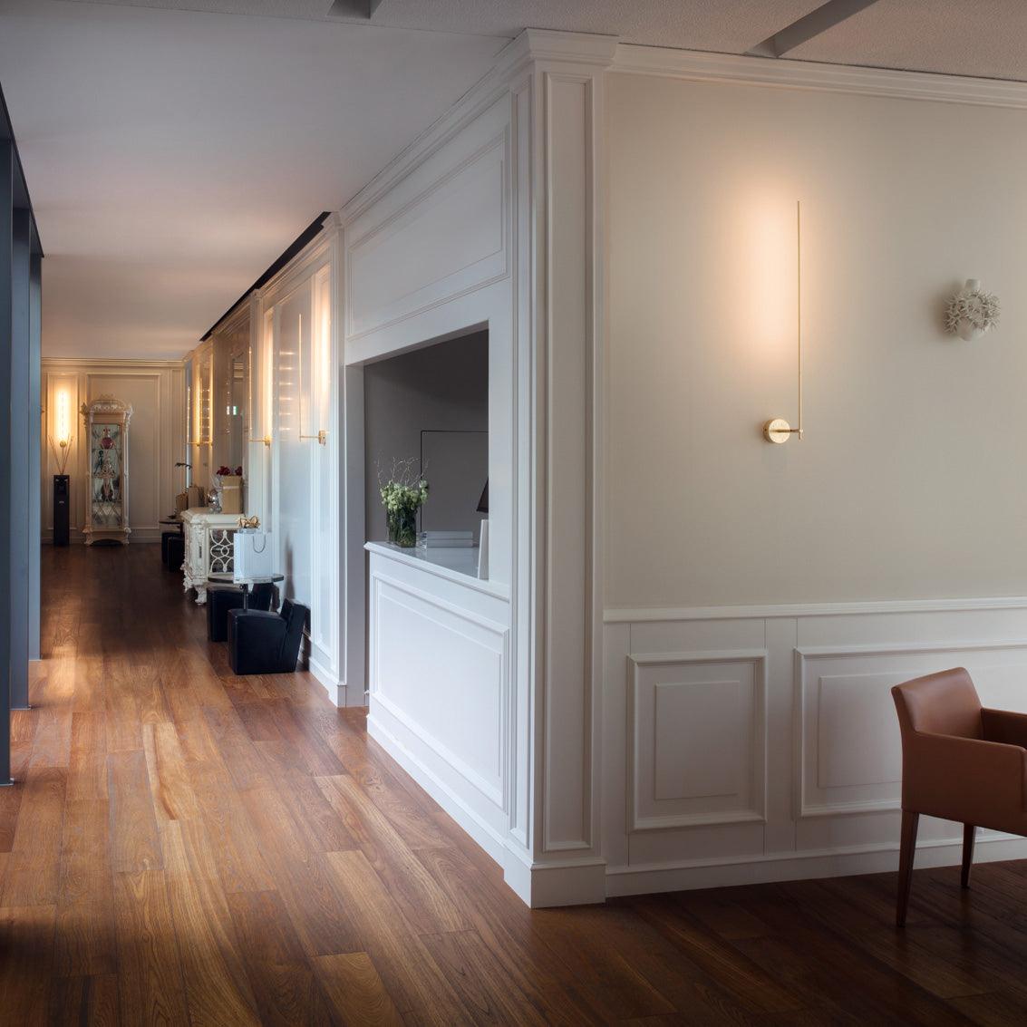 Light Stick V Sconce - Blowlighting