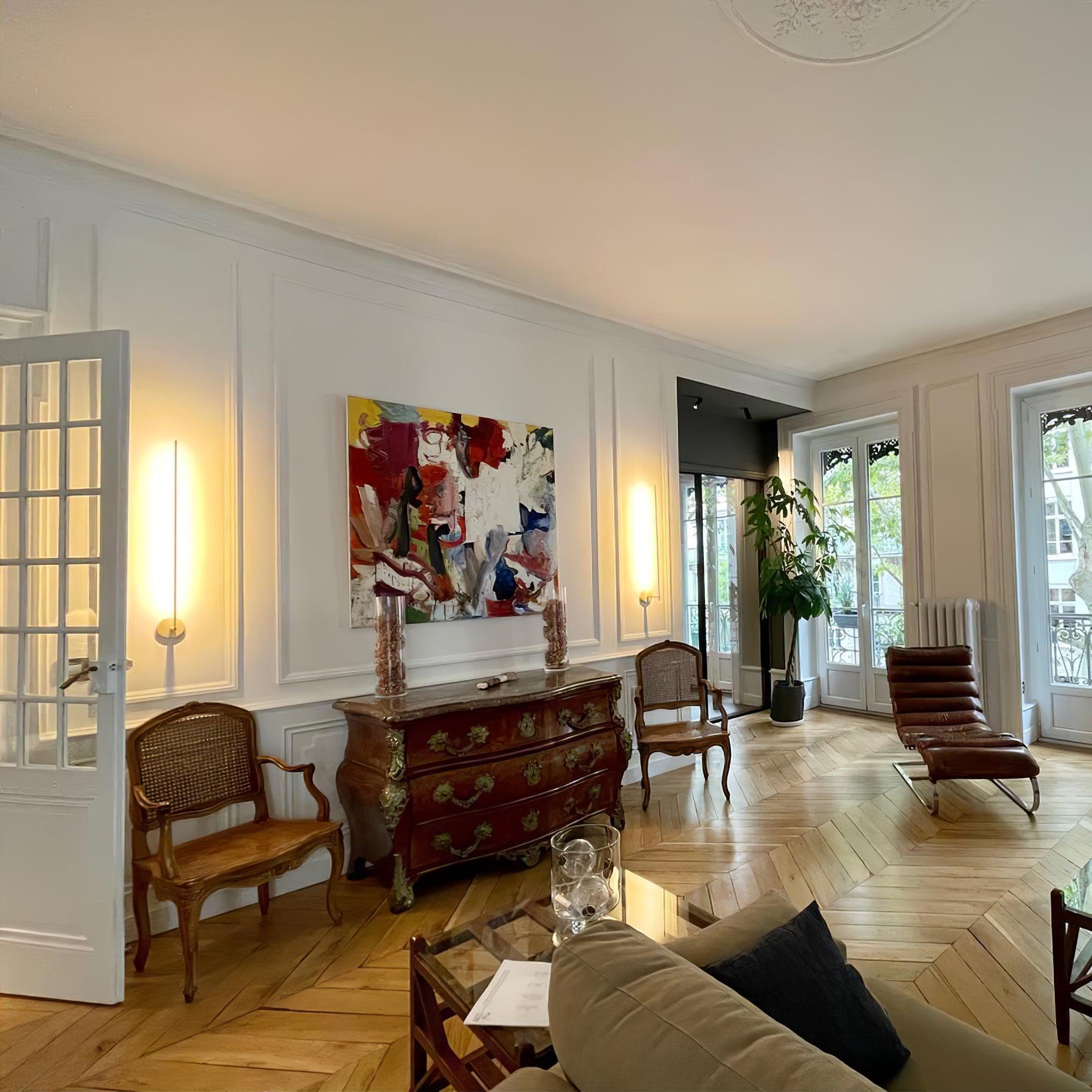 Light Stick V Sconce - Blowlighting