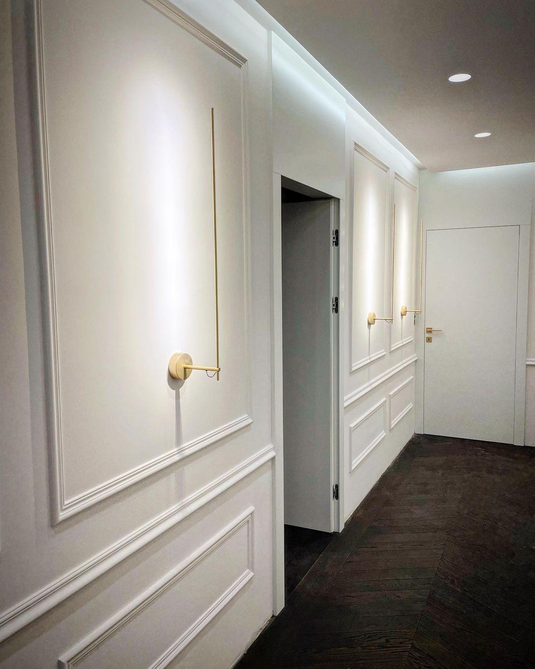 Light Stick V Sconce - Blowlighting