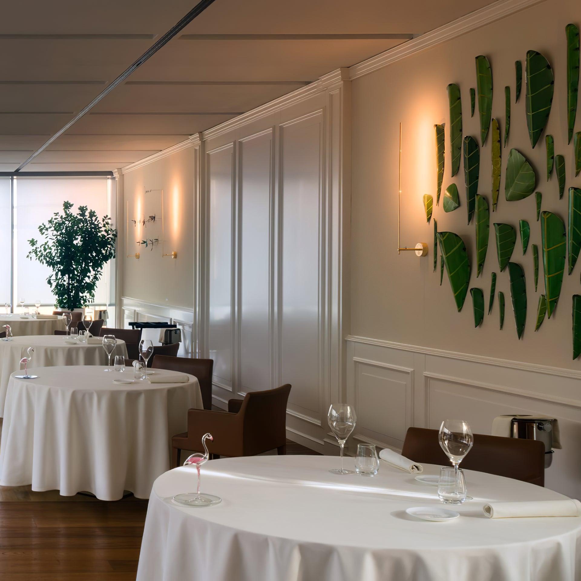 Light Stick V Sconce - Blowlighting