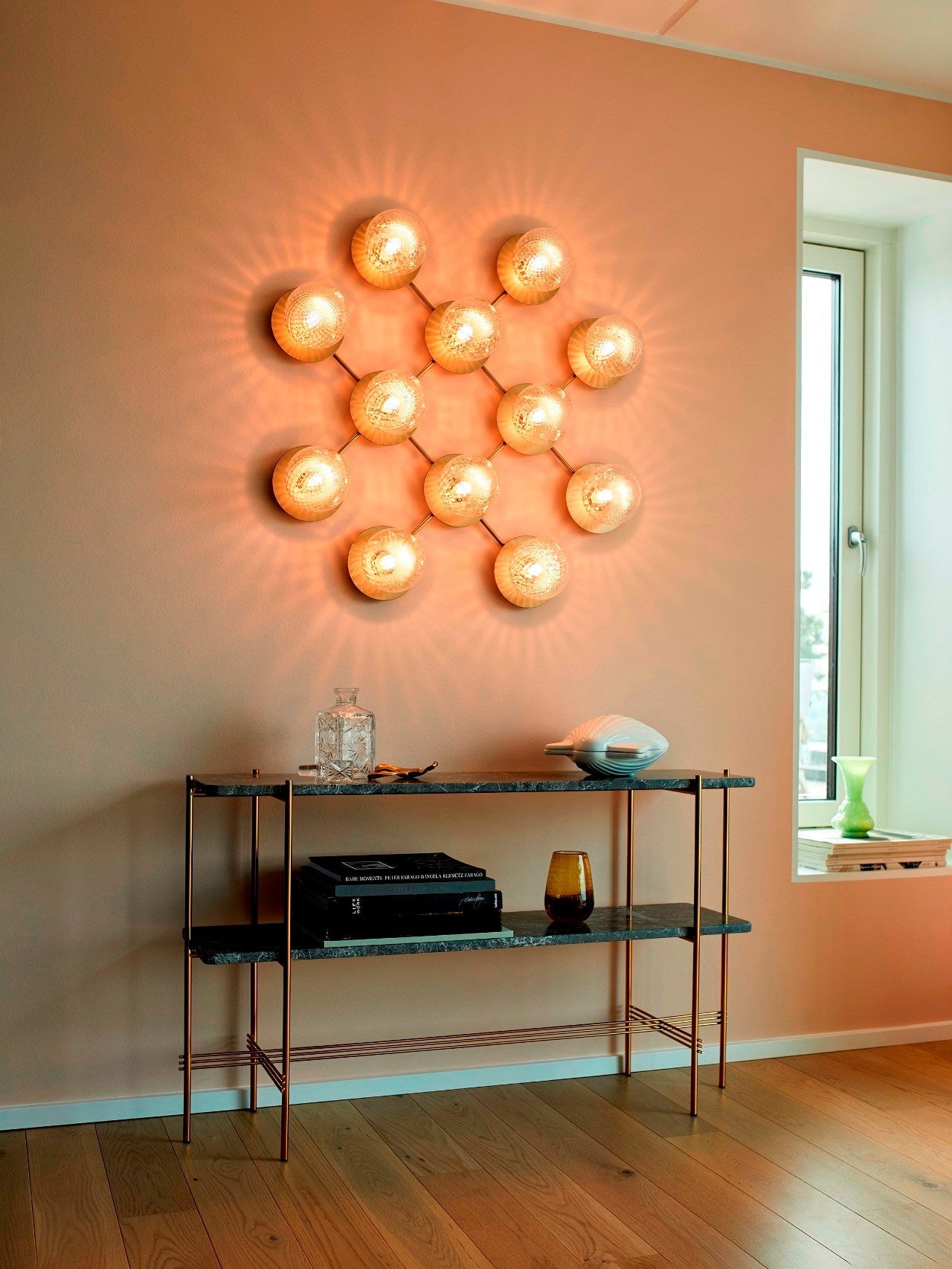 Lunara Wall Lamp - Blowlighting