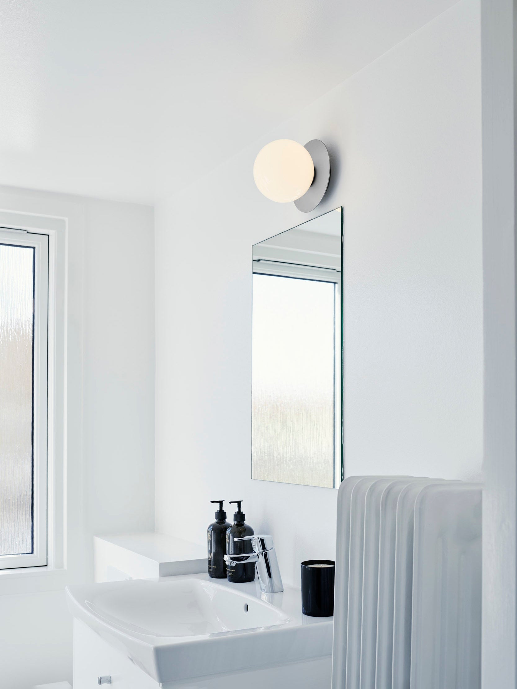 Lunara Wall Lamp - Blowlighting