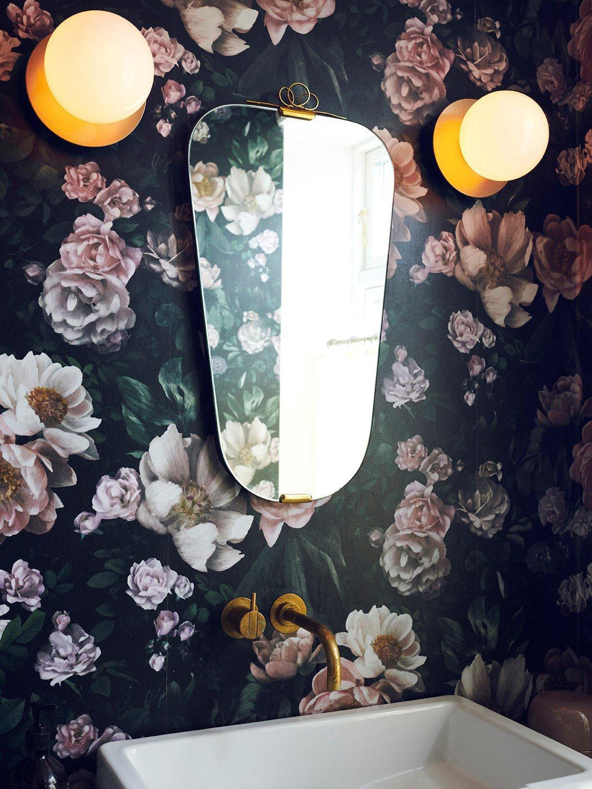 Celeste Wall Lamp - Blowlighting