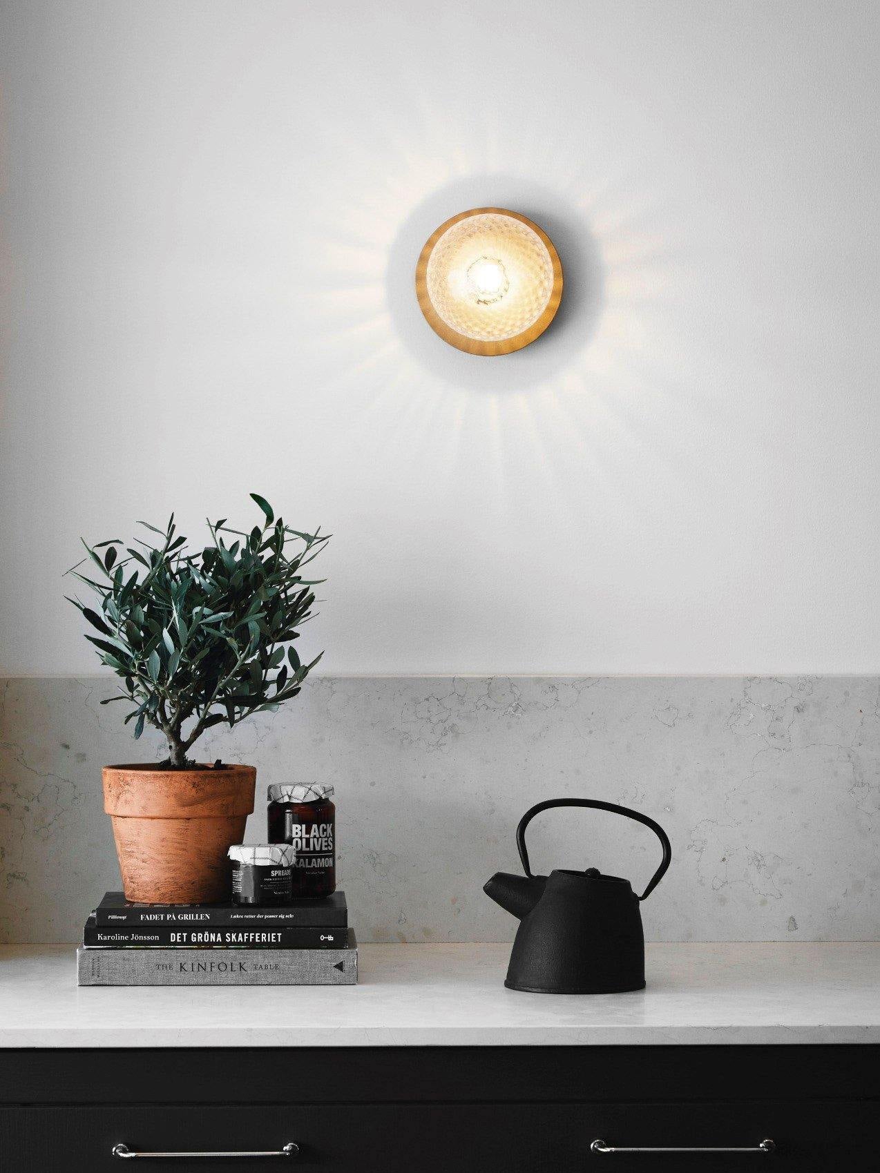 Lunara Wall Lamp - Blowlighting