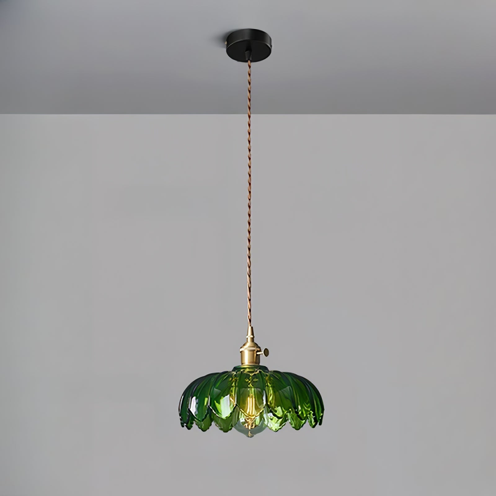 Lila Petal Pendant Lamp - Blowlighting