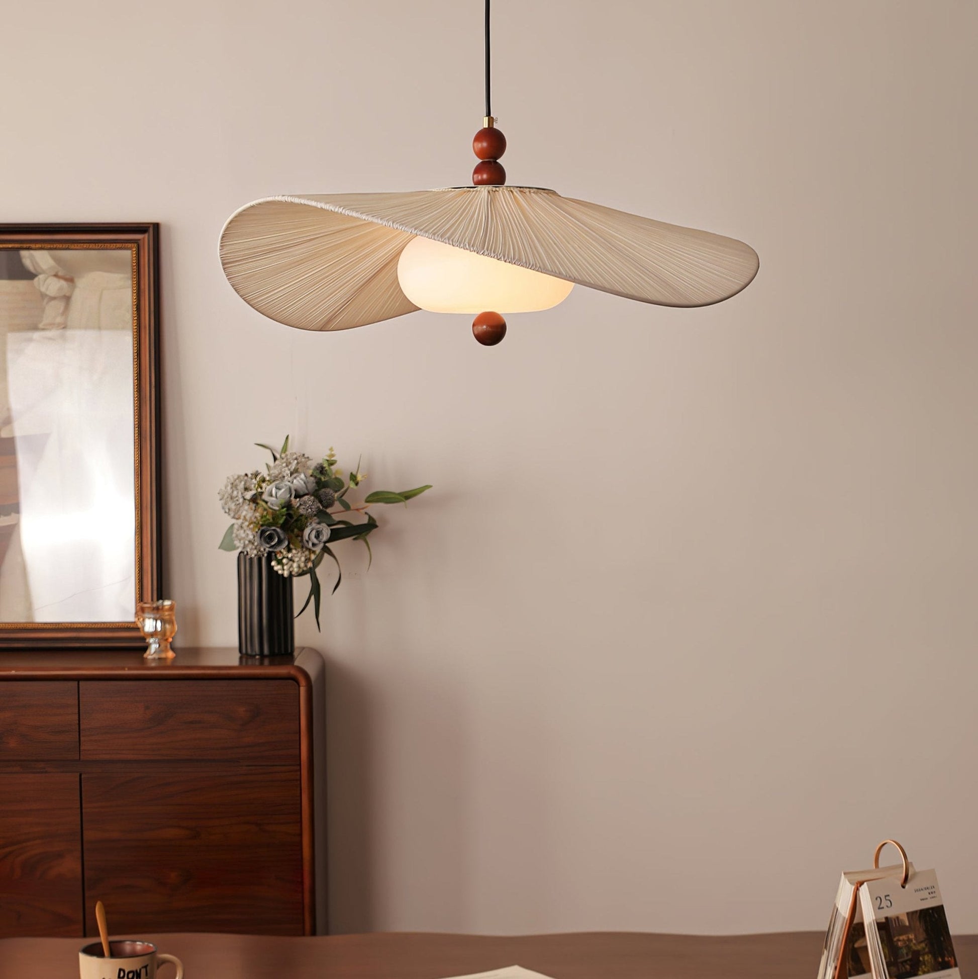Lilium Drift Pendant Lamp - Blowlighting