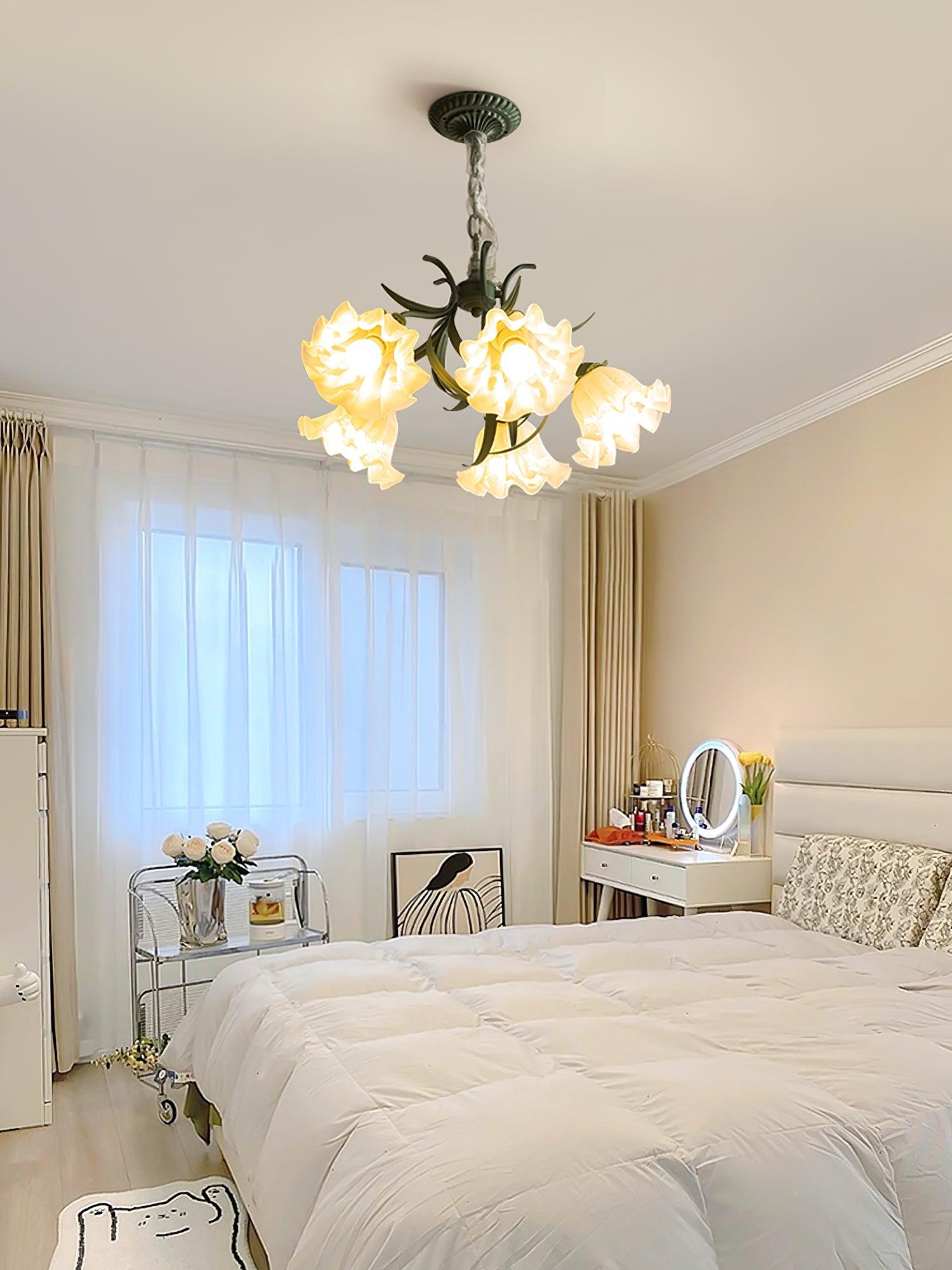 Lily of the Valley Flower Chandelier - Blowlighting