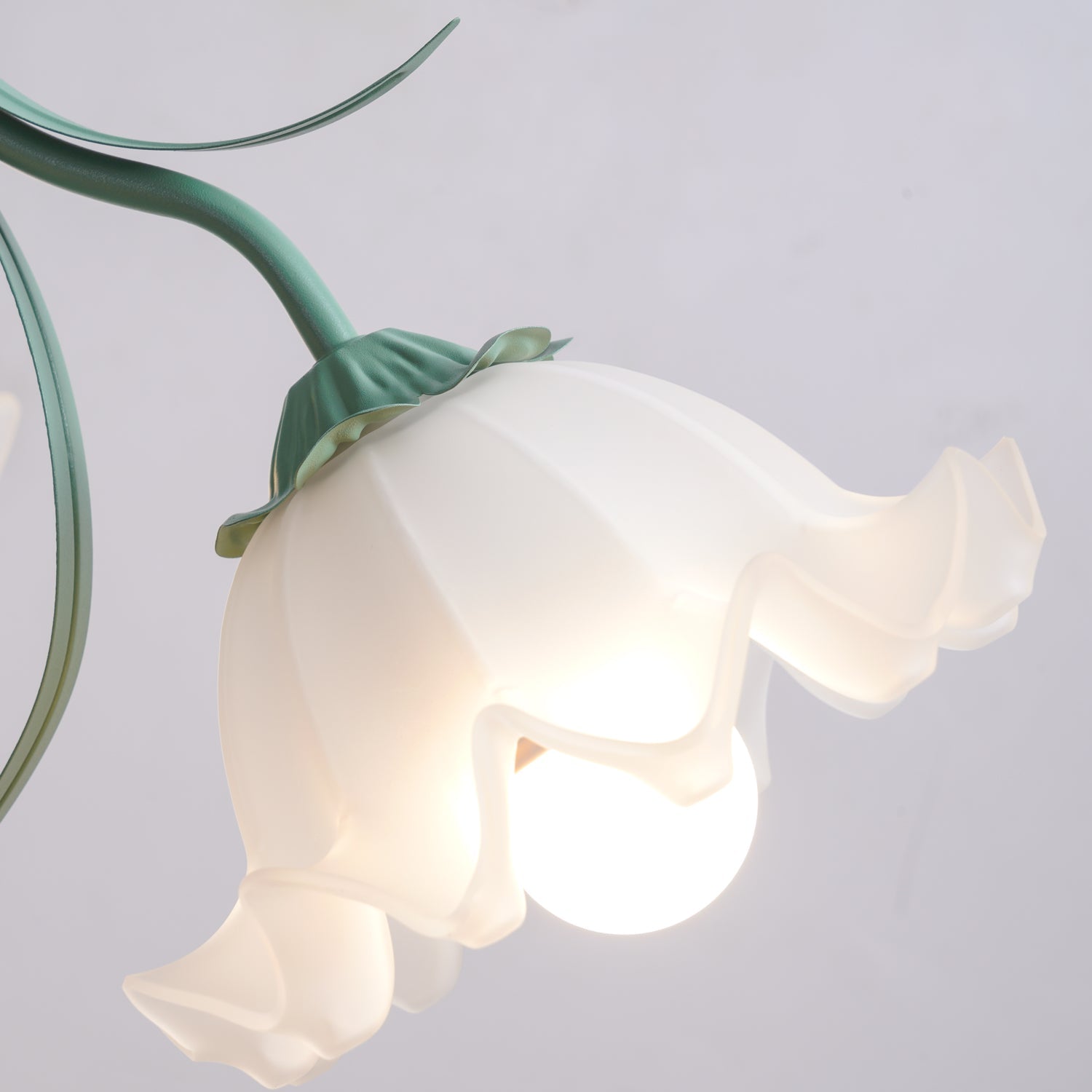 Lily of the Valley Flower Chandelier - Blowlighting