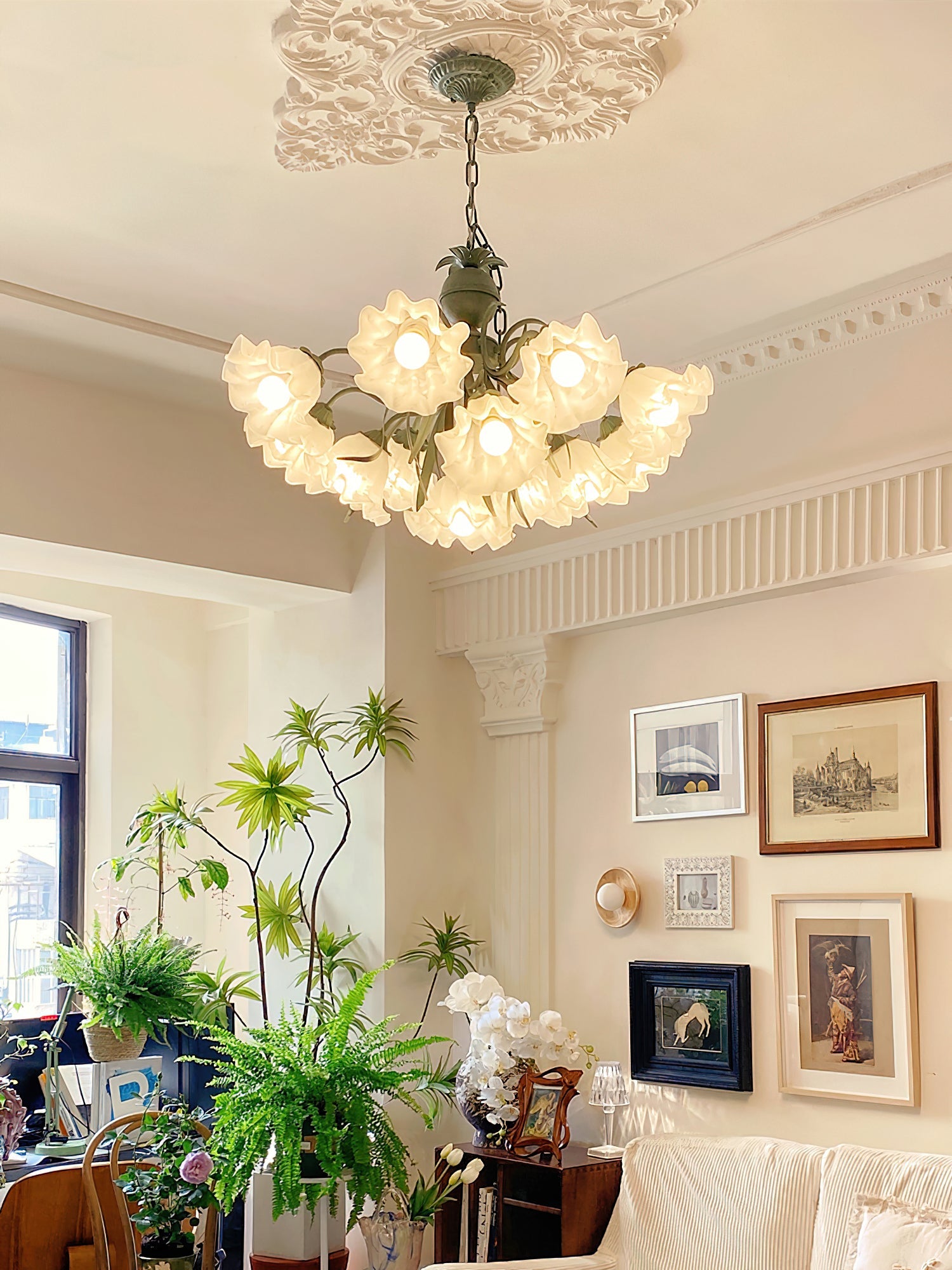 Lily of the Valley Flower Chandelier - Blowlighting
