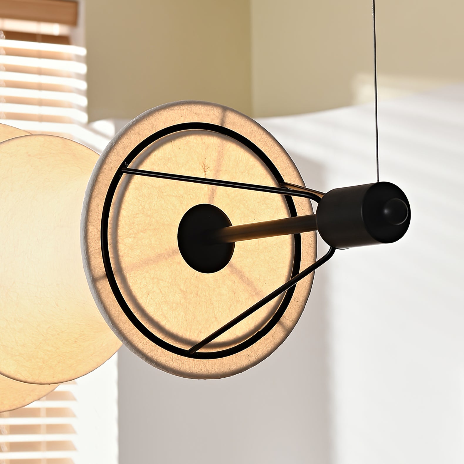 Linna Silk Pendant Lamp - Blowlighting