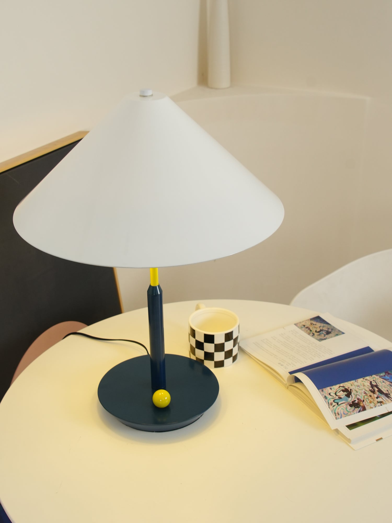 Little Eliah Table Lamp - Blowlighting