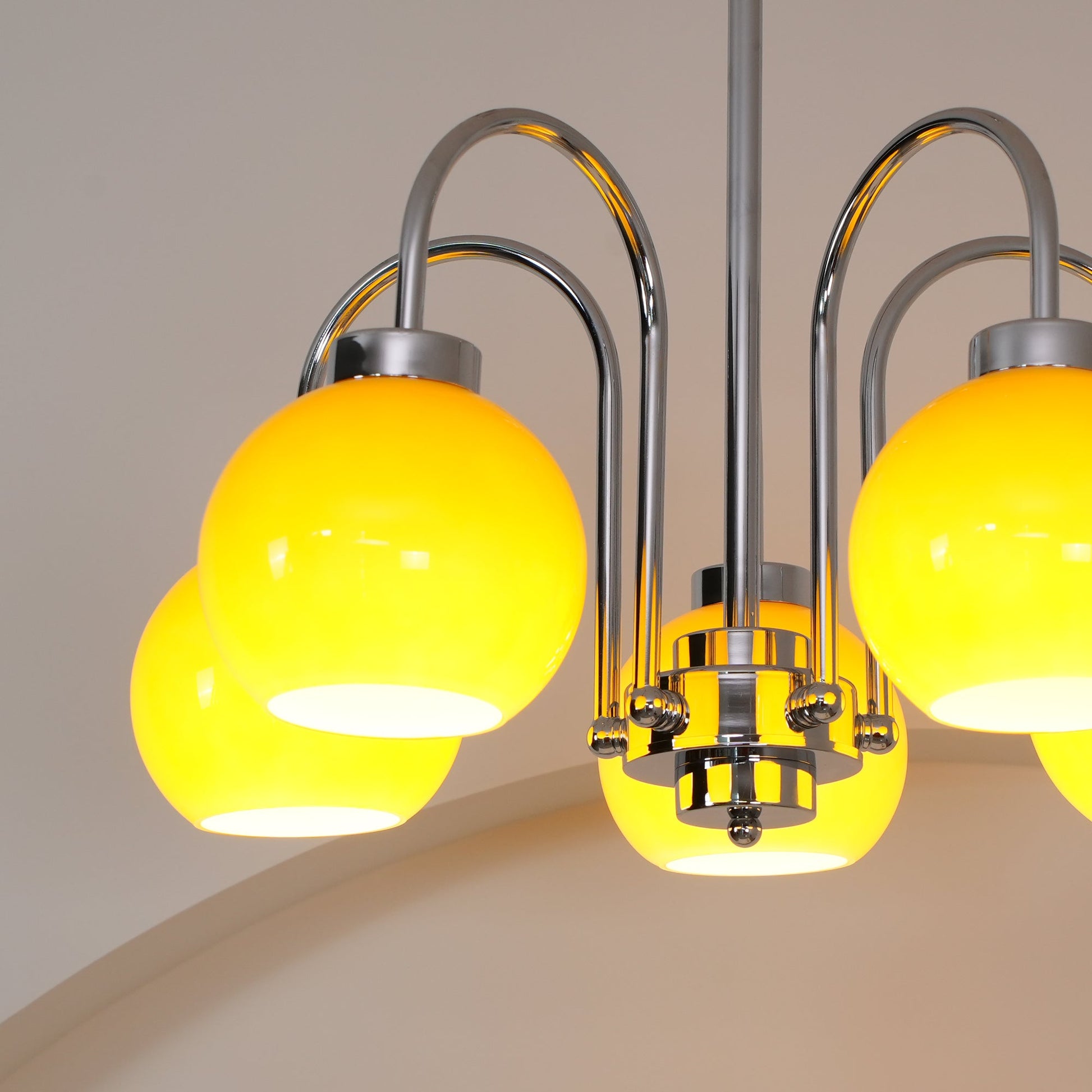 Loa Chandeliers - Blowlighting