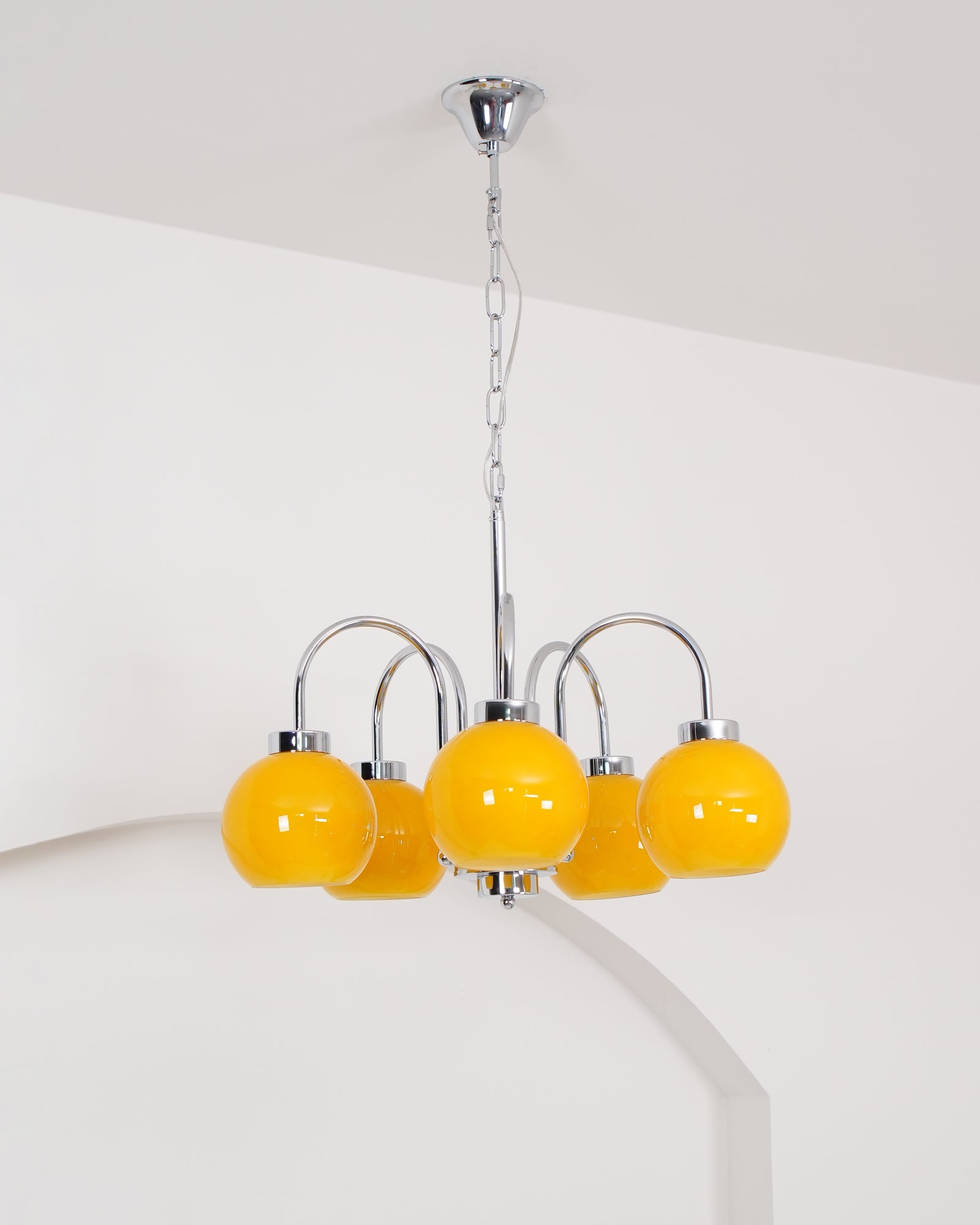 Loa Chandeliers - Blowlighting