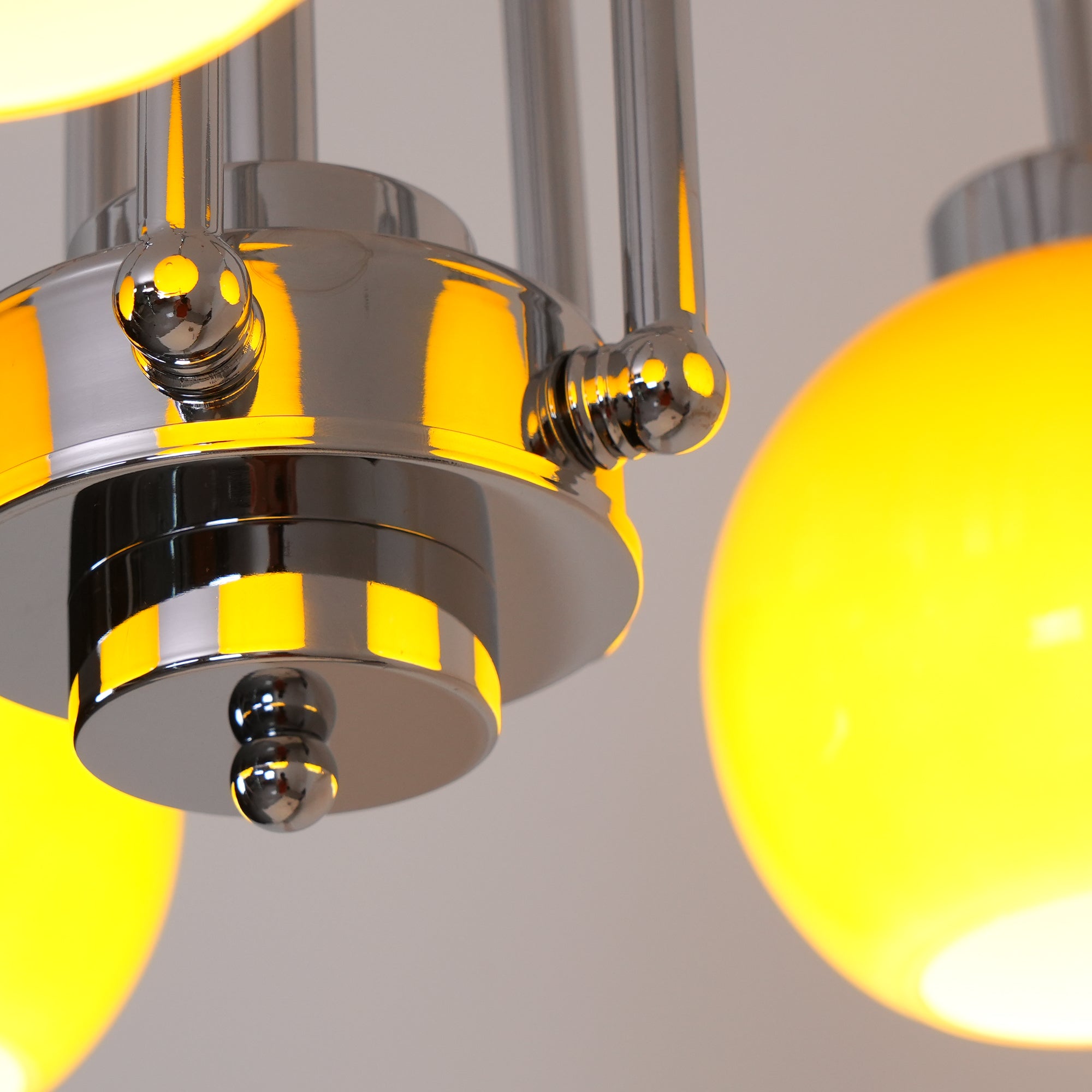 Loa Chandeliers - Blowlighting