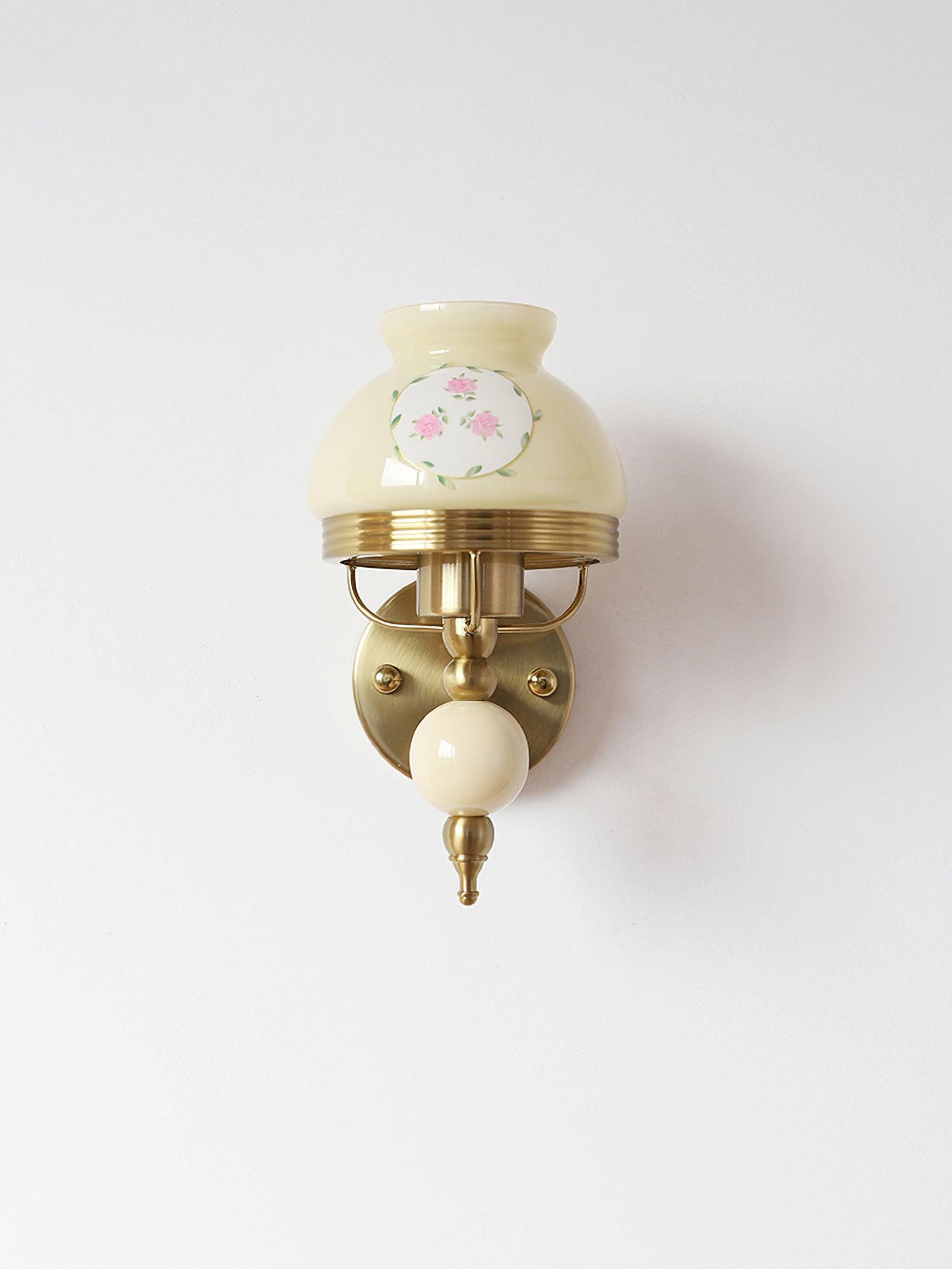 Loa Glass Wall Lamp - Blowlighting