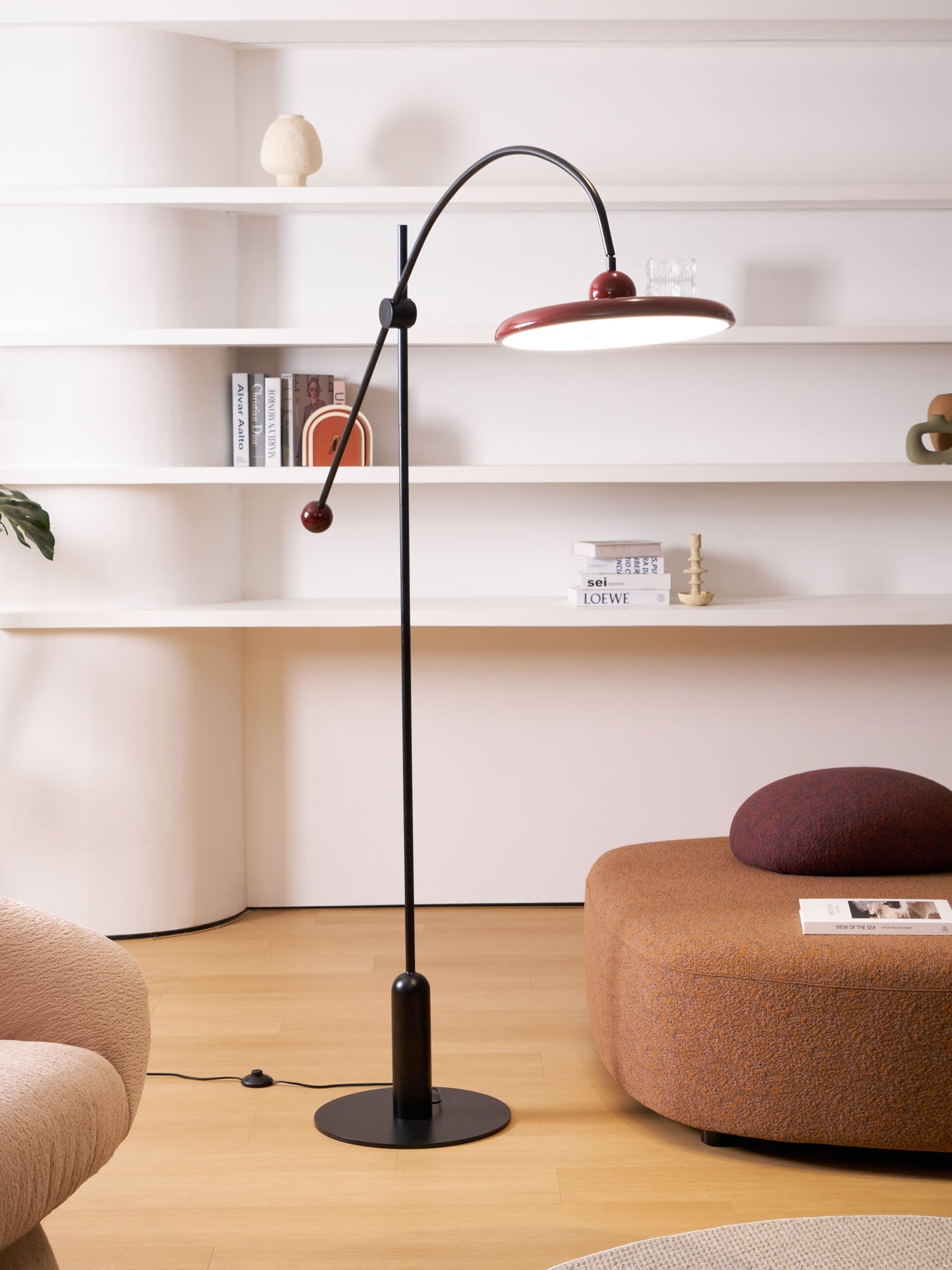 Lola Floor Lamp - Blowlighting