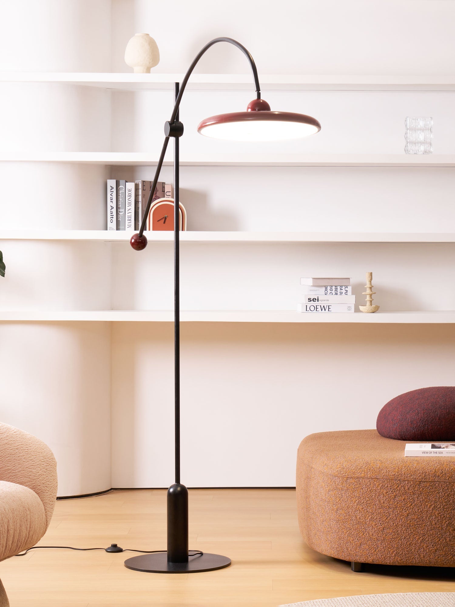 Lola Floor Lamp - Blowlighting