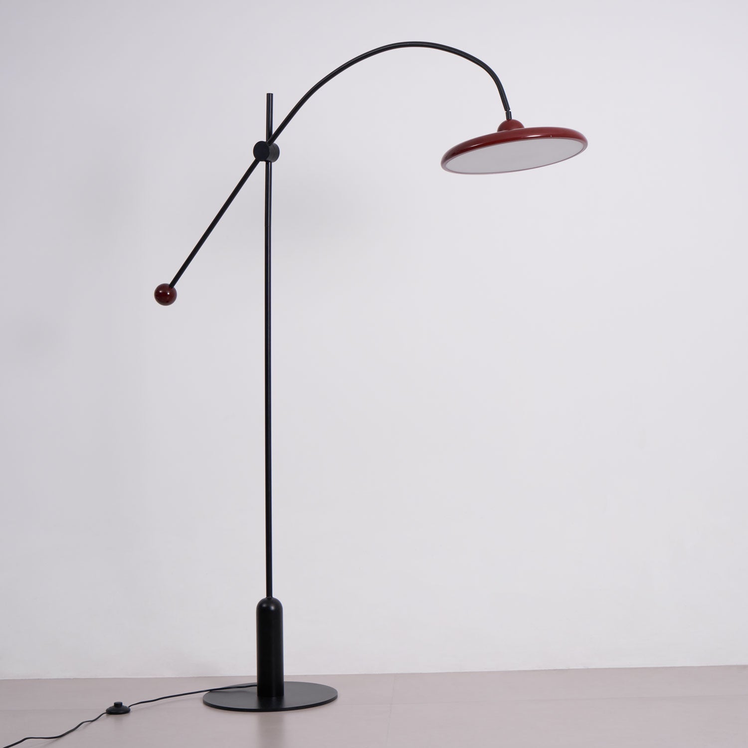 Lola Floor Lamp - Blowlighting
