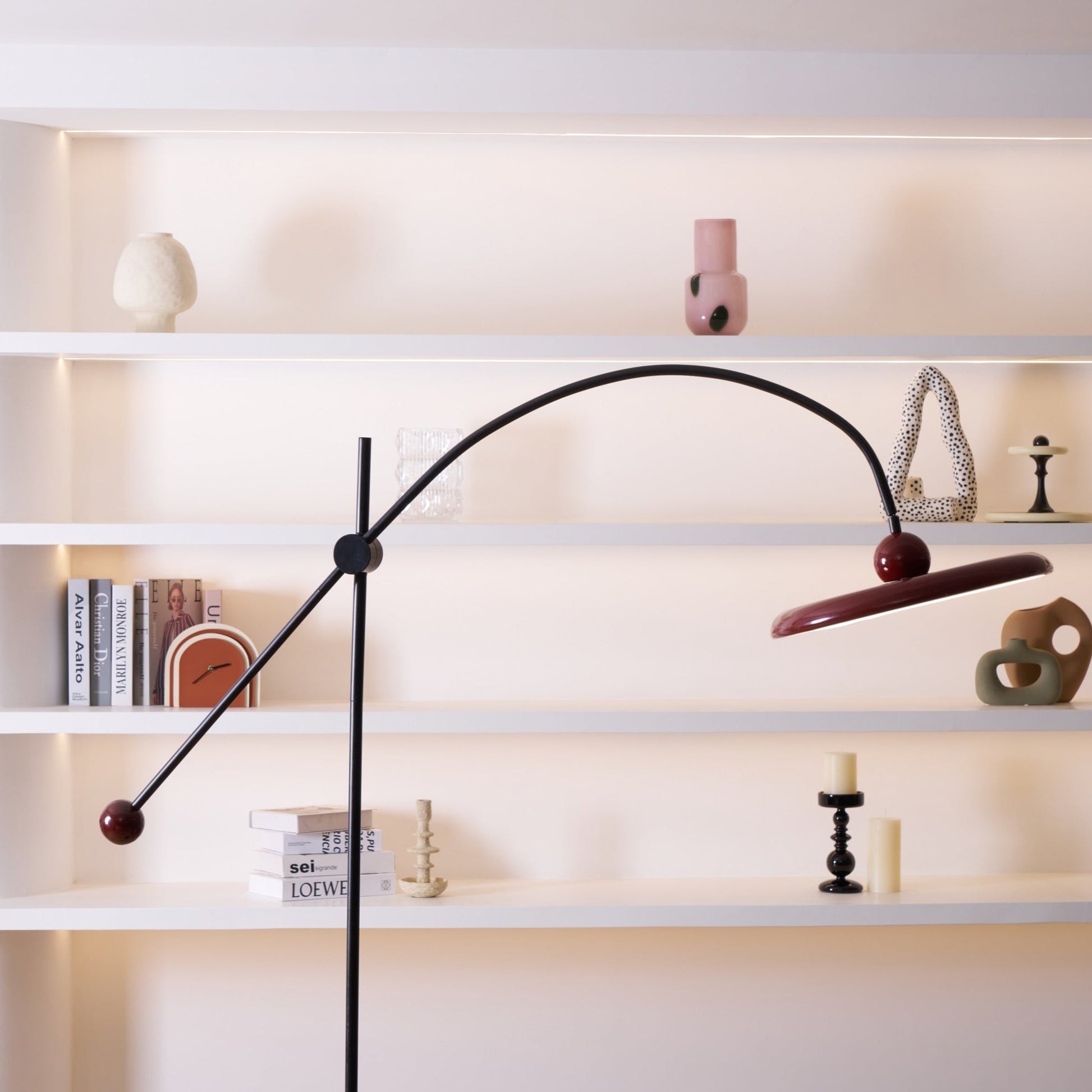 Lola Floor Lamp - Blowlighting