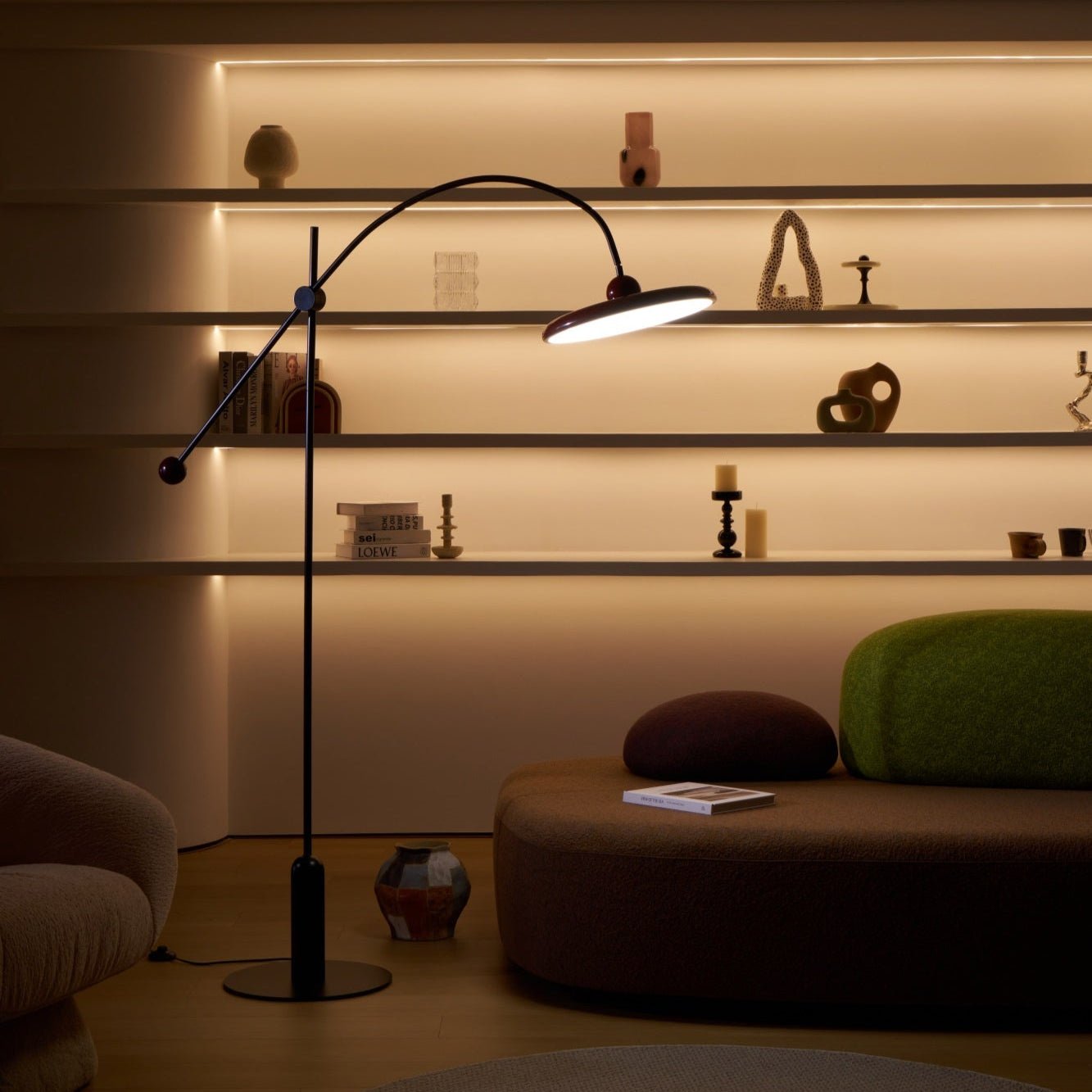 Lola Floor Lamp - Blowlighting