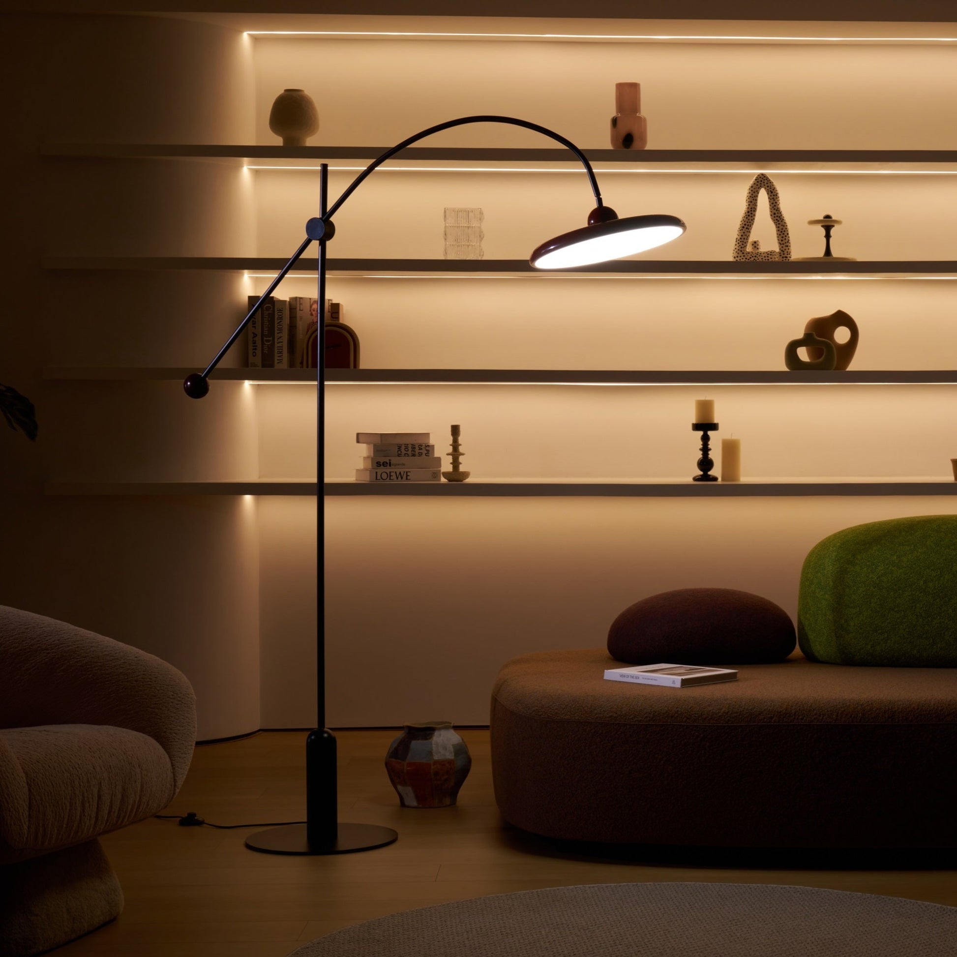 Lola Floor Lamp - Blowlighting