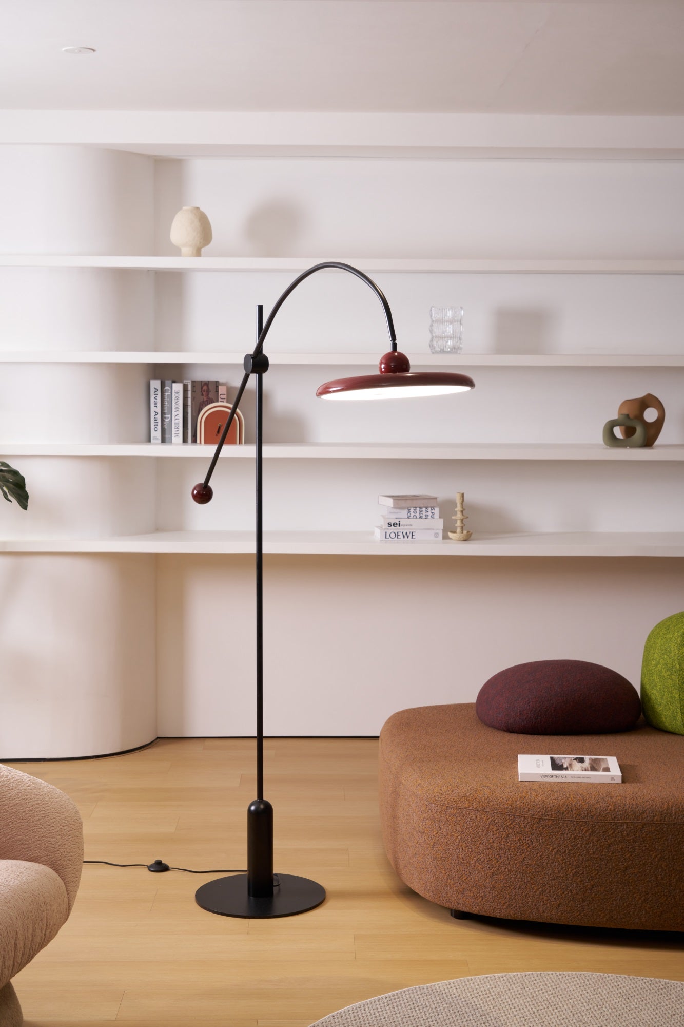 Lola Floor Lamp - Blowlighting