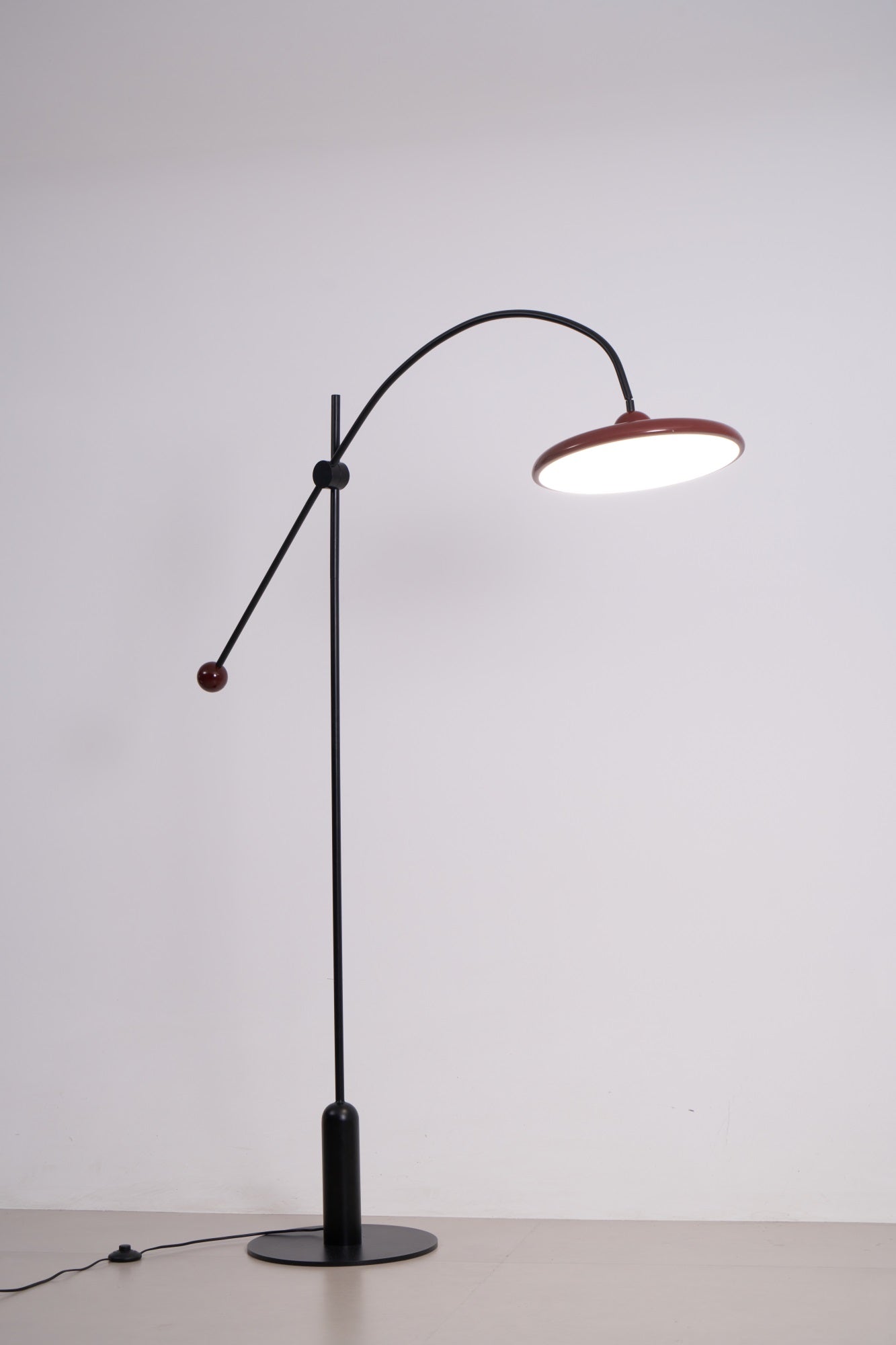 Lola Floor Lamp - Blowlighting