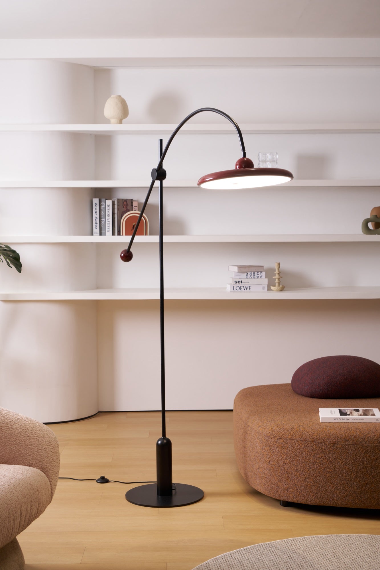 Lola Floor Lamp - Blowlighting
