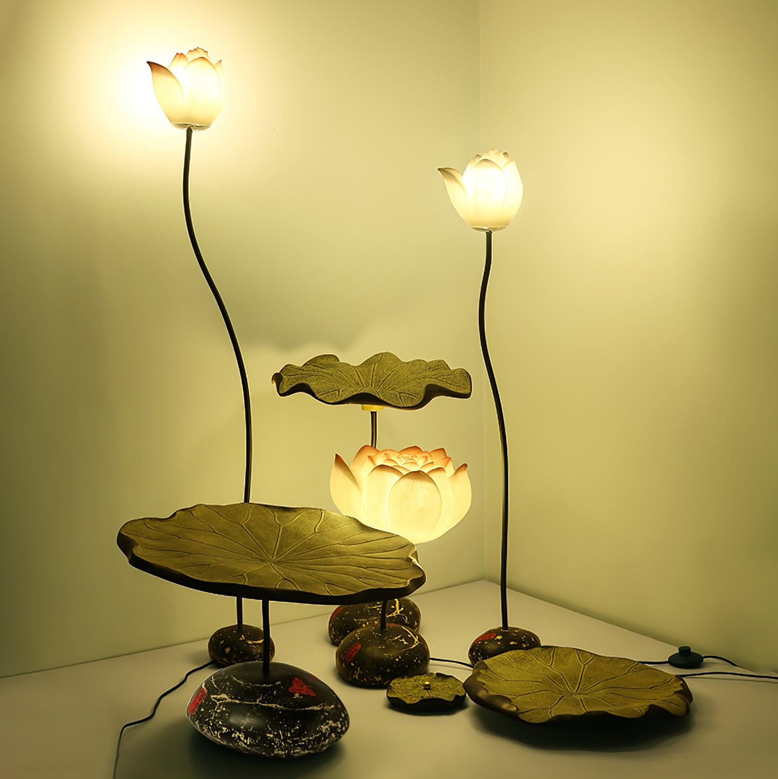 Lotus Floor Lamp - Blowlighting