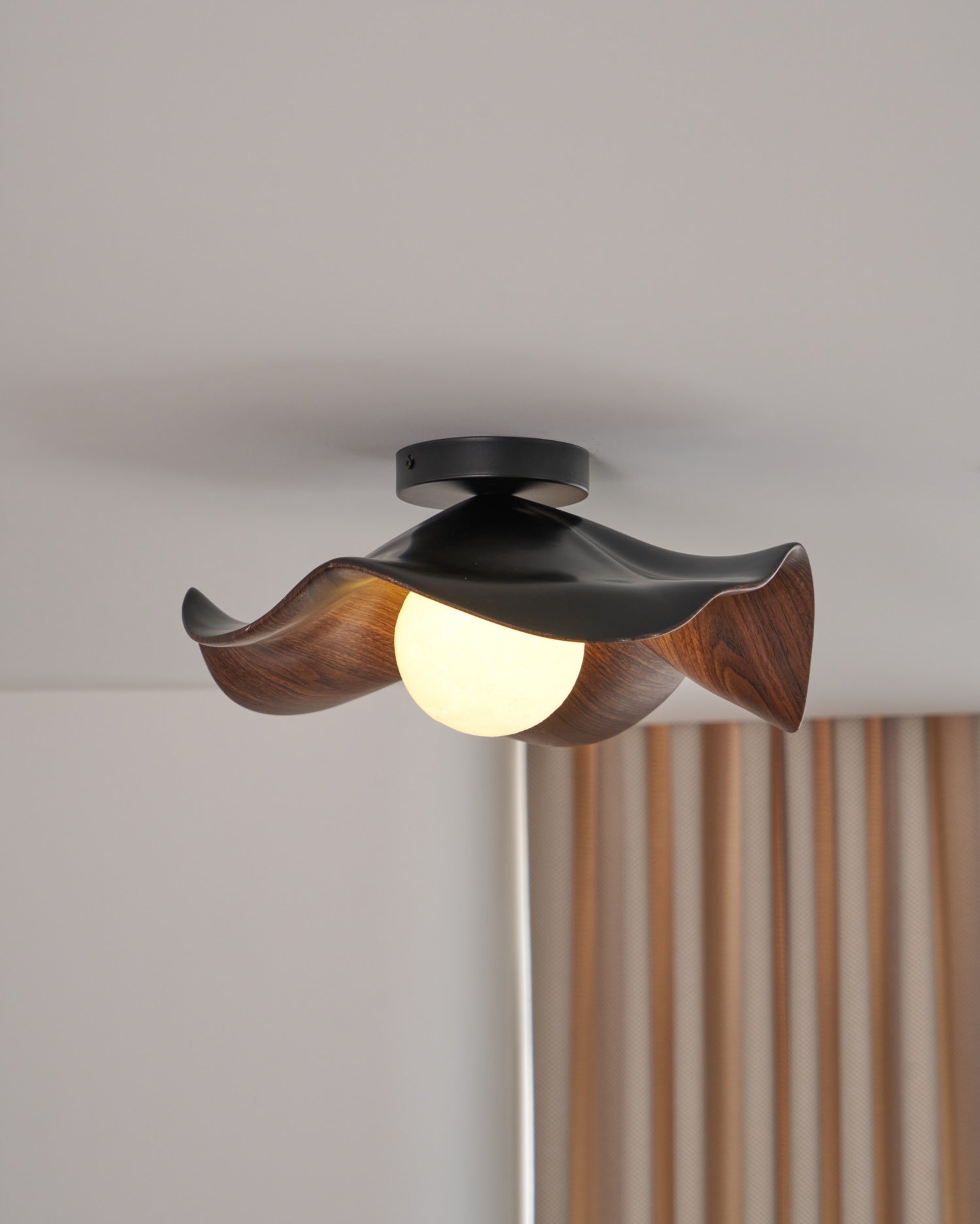 Lotus Leaf Ceiling Lamp - Blowlighting