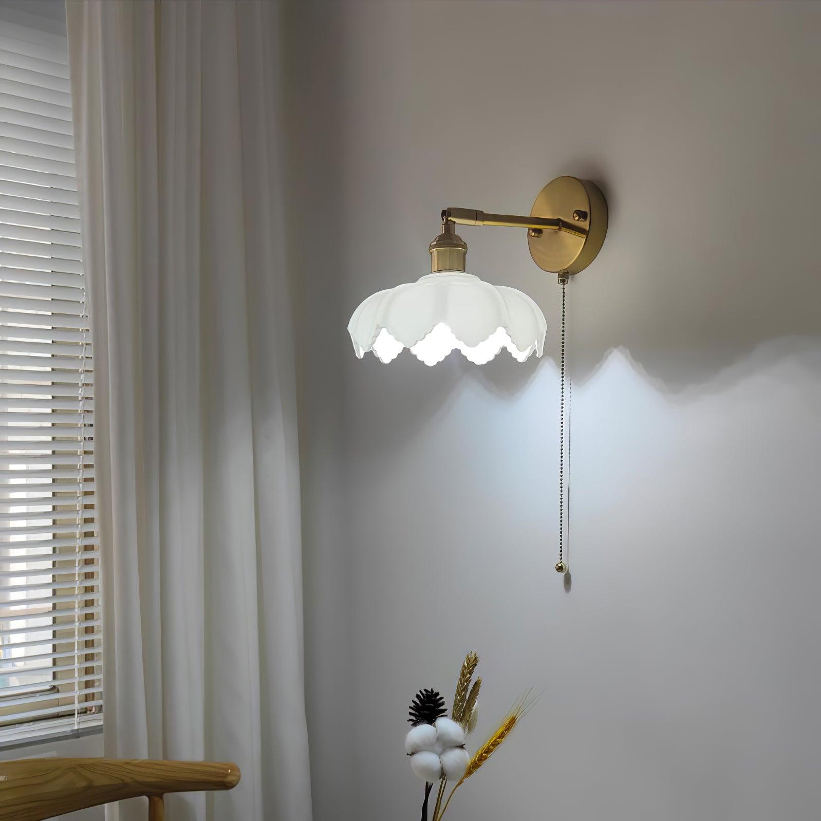 Lotus Rotatable Wall Lamp - Blowlighting