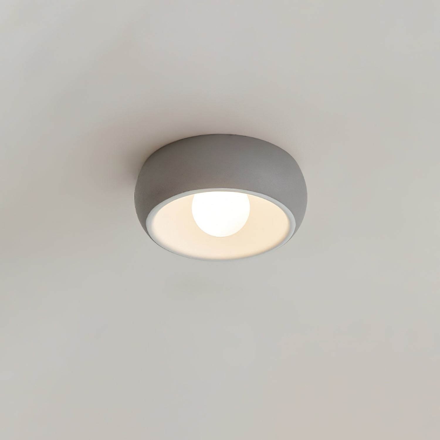 Louis Round Ceiling Light - Blowlighting