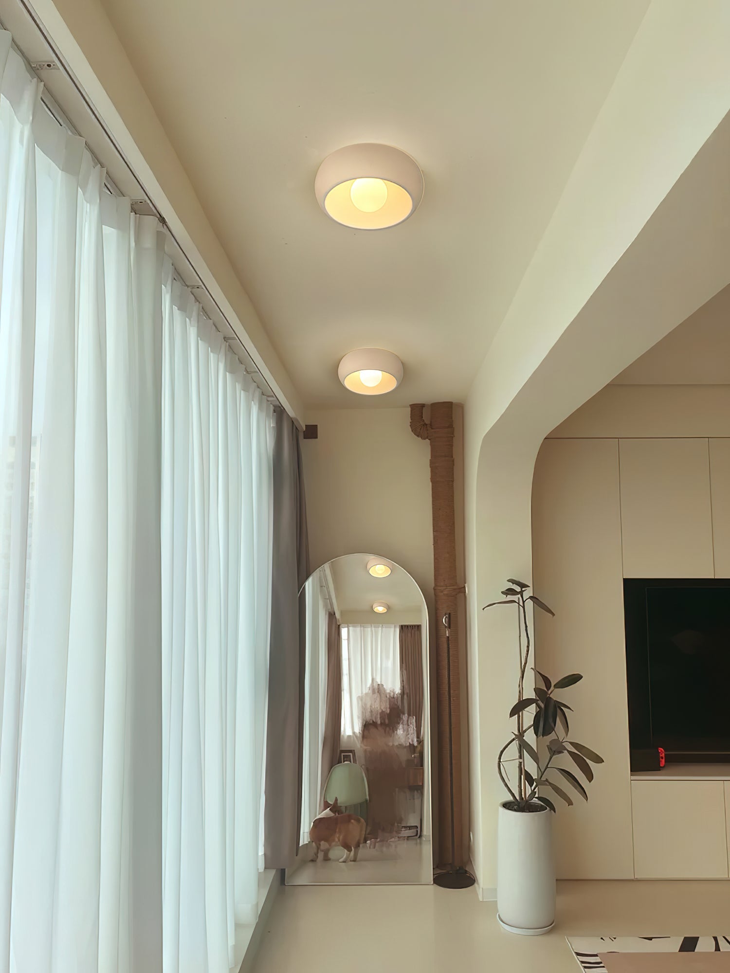 Louis Round Ceiling Light - Blowlighting