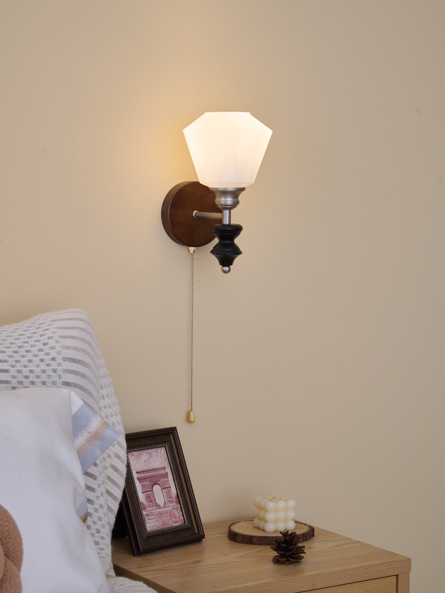 Lucille Wall Lamp - Blowlighting