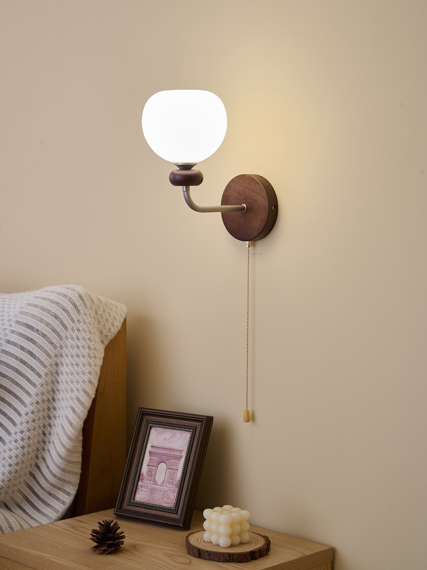 Lucille Wall Lamp - Blowlighting