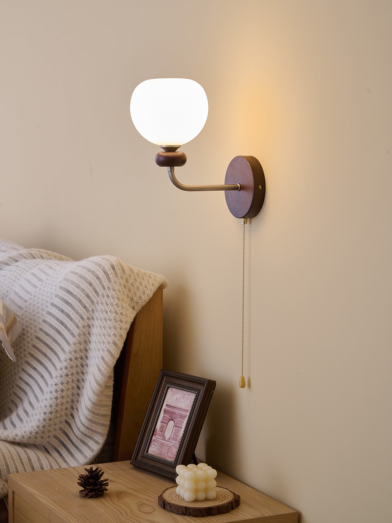 Lucille Wall Lamp - Blowlighting