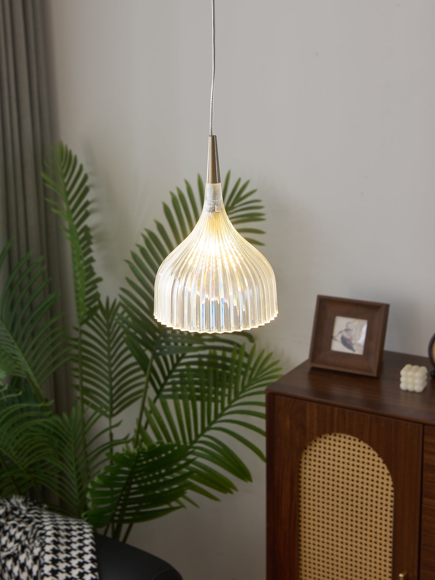 Lucina Pendant Lamp - Blowlighting
