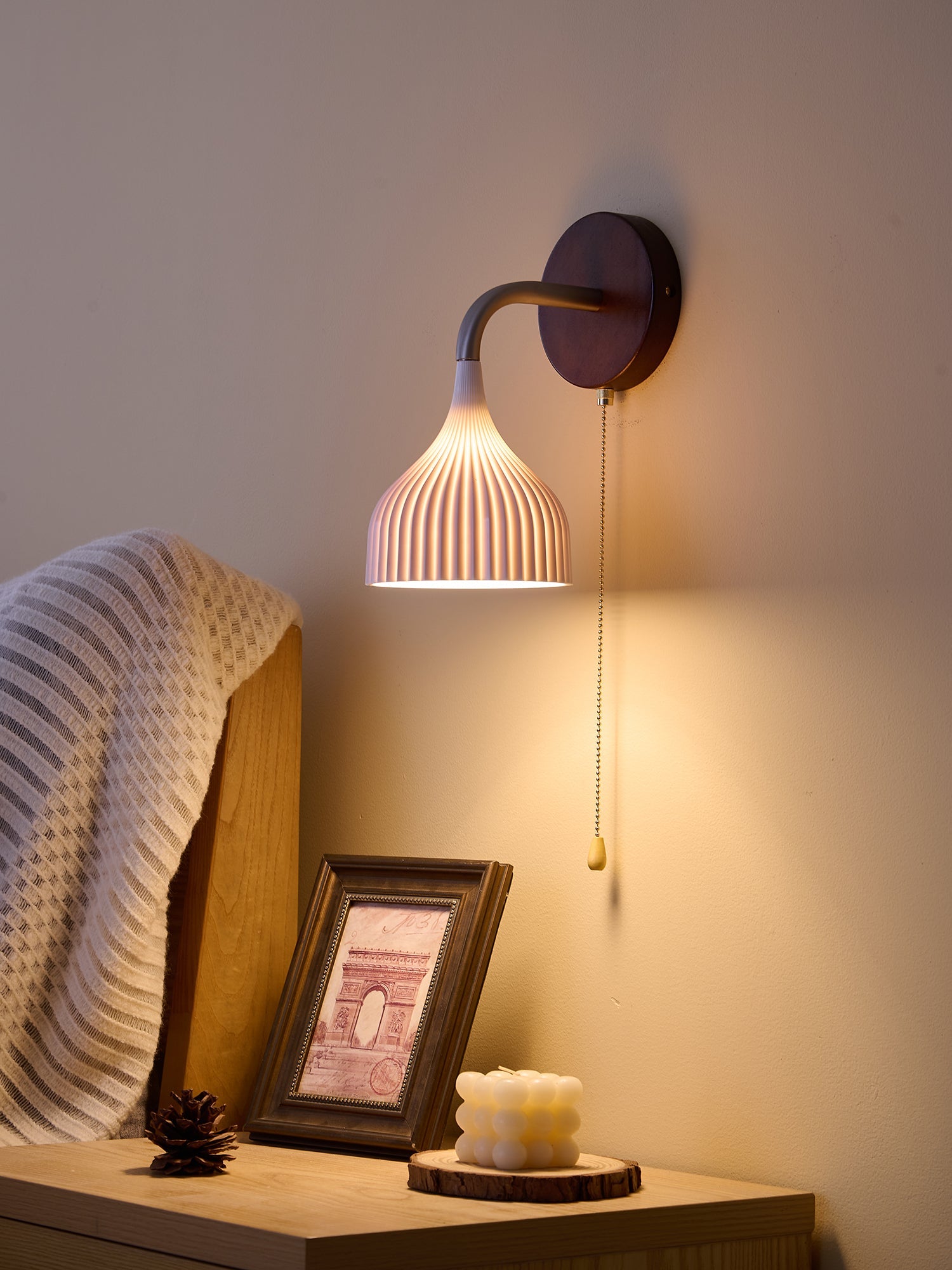 Lucina Wall Lamp - Blowlighting