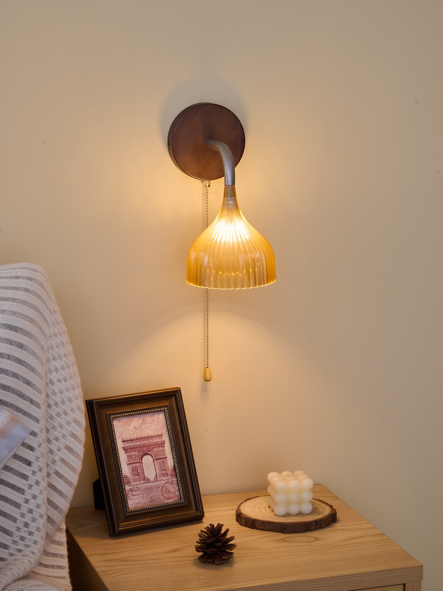 Lucina Wall Lamp - Blowlighting