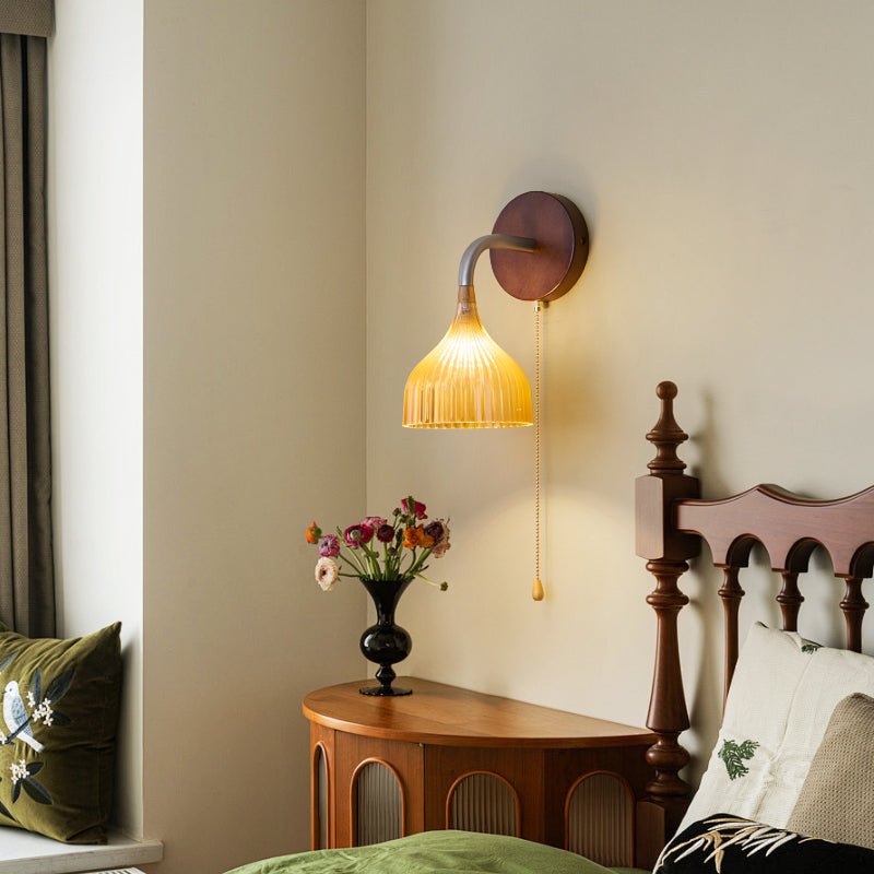 Lucina Wall Lamp - Blowlighting