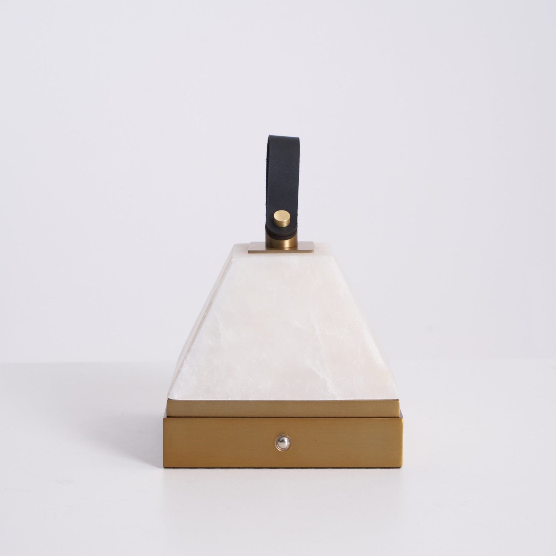 Pyramidale Alabaster Table Lamp with Leather Handle - Blowlighting
