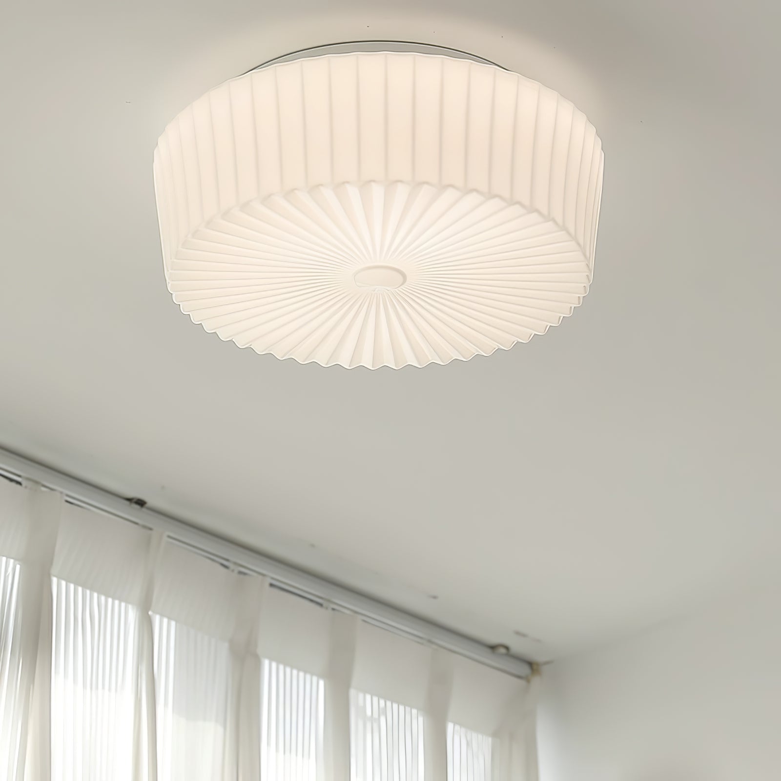 Lume Glass Ceiling Light - Blowlighting