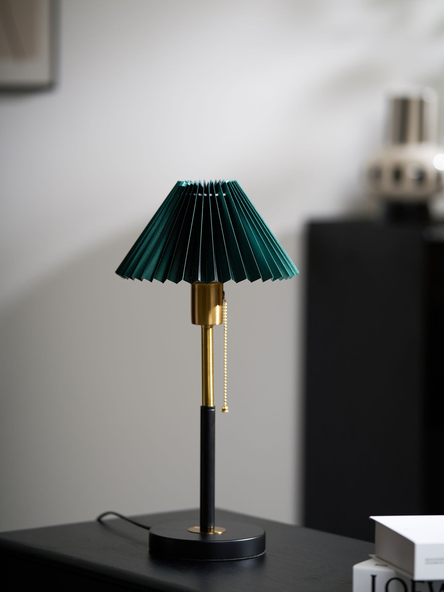 Lumi Pleated Table Lamp - Blowlighting