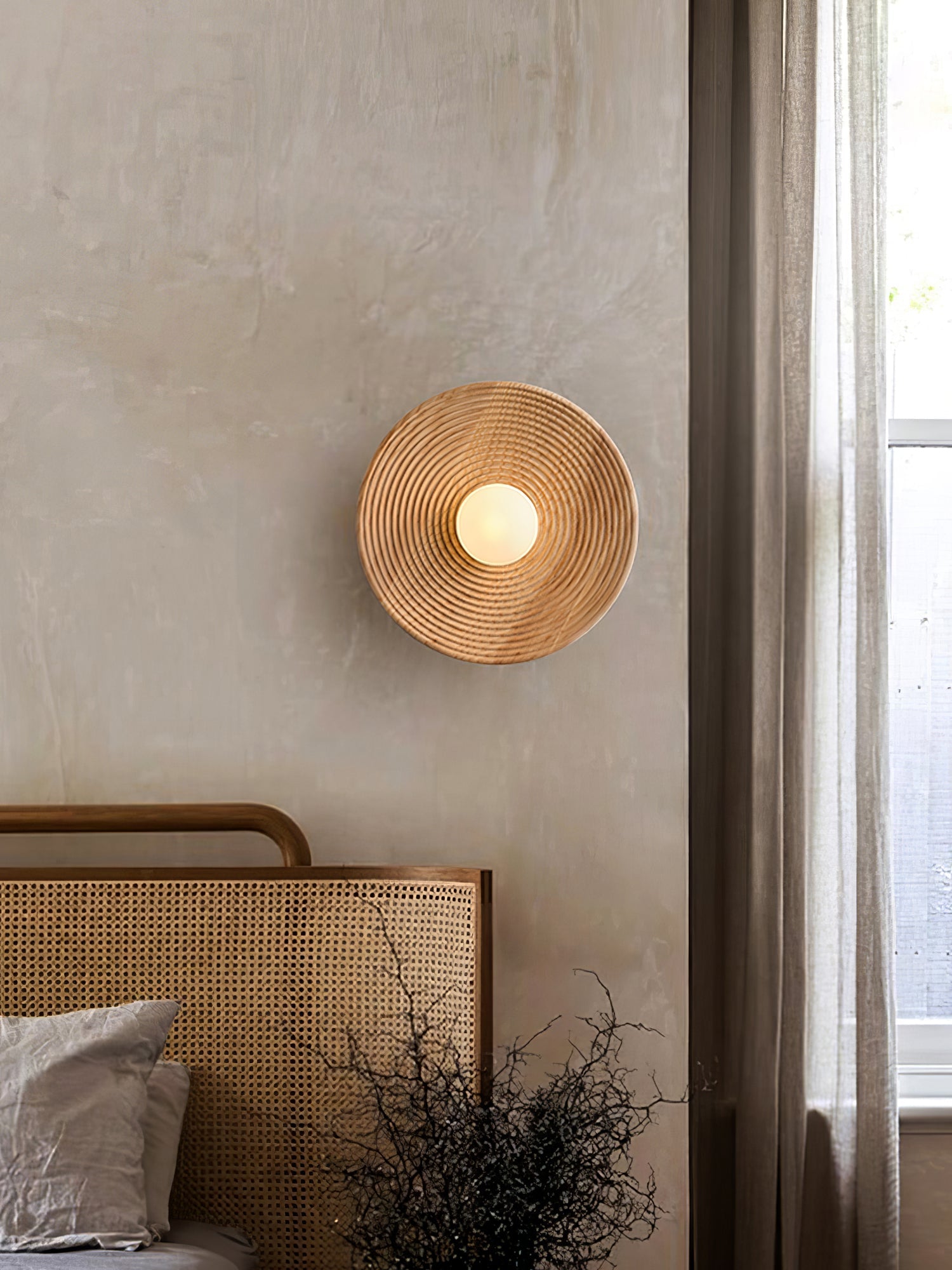 Lumina Contour Wooden Sconce - Blowlighting