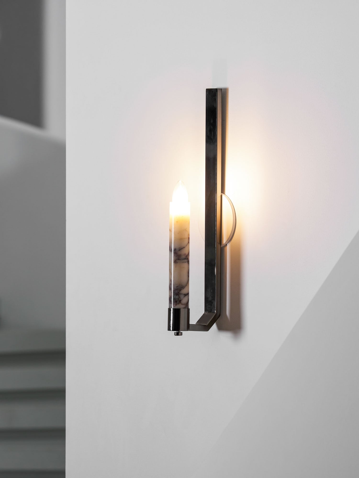 Mateo Modern Metal Wall Lamp - Blowlighting