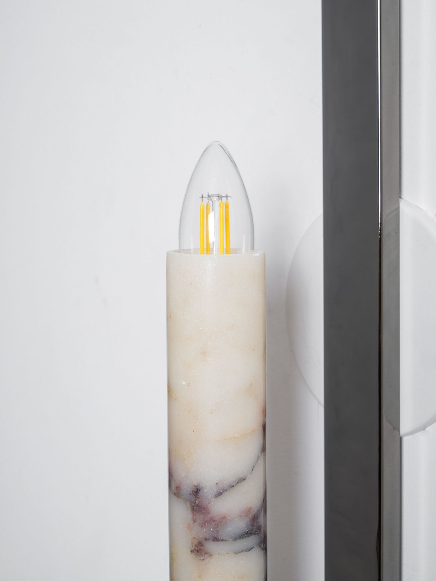 Mateo Modern Metal Wall Lamp - Blowlighting