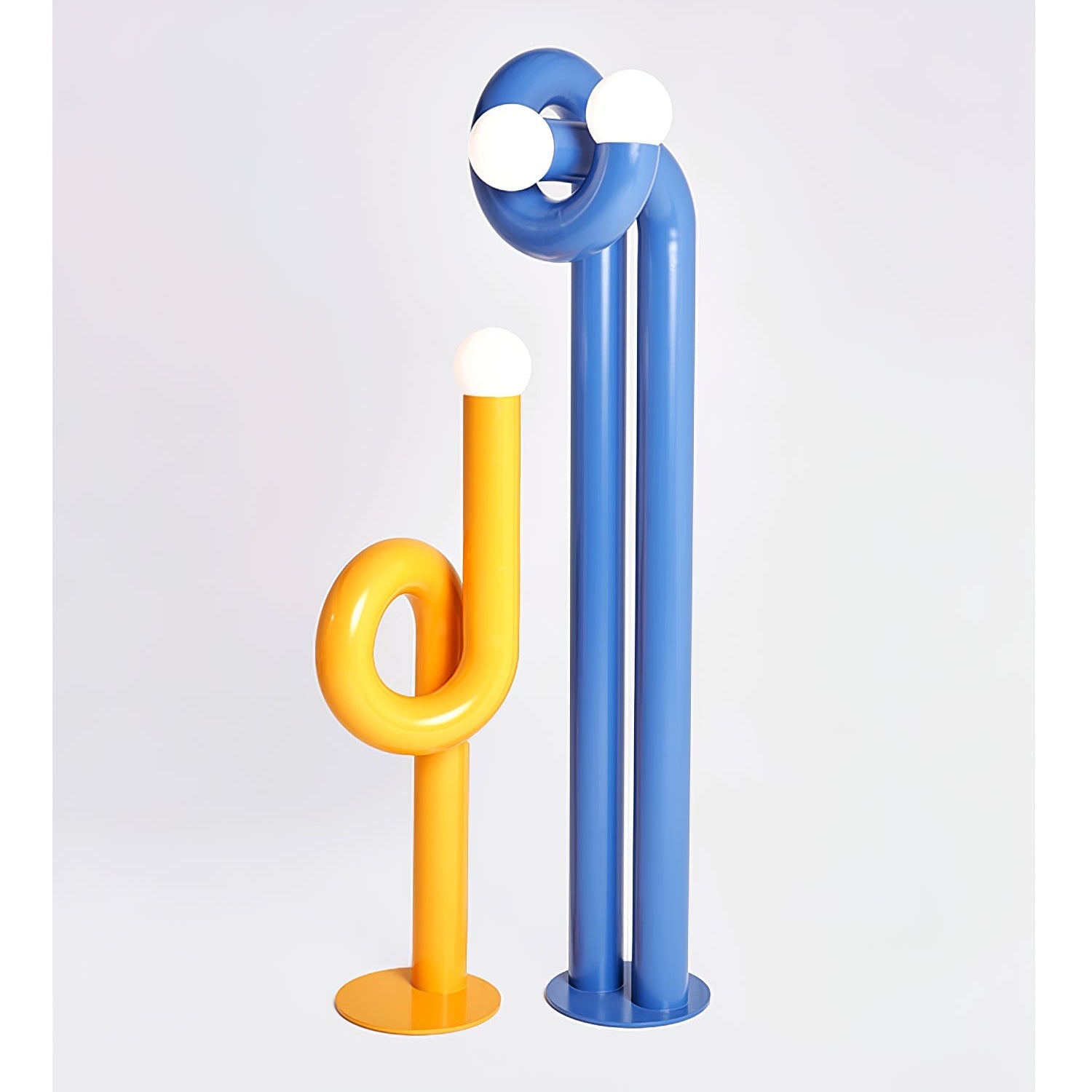 Arraeila Sculptural Metal Floor Lamp - Blowlighting